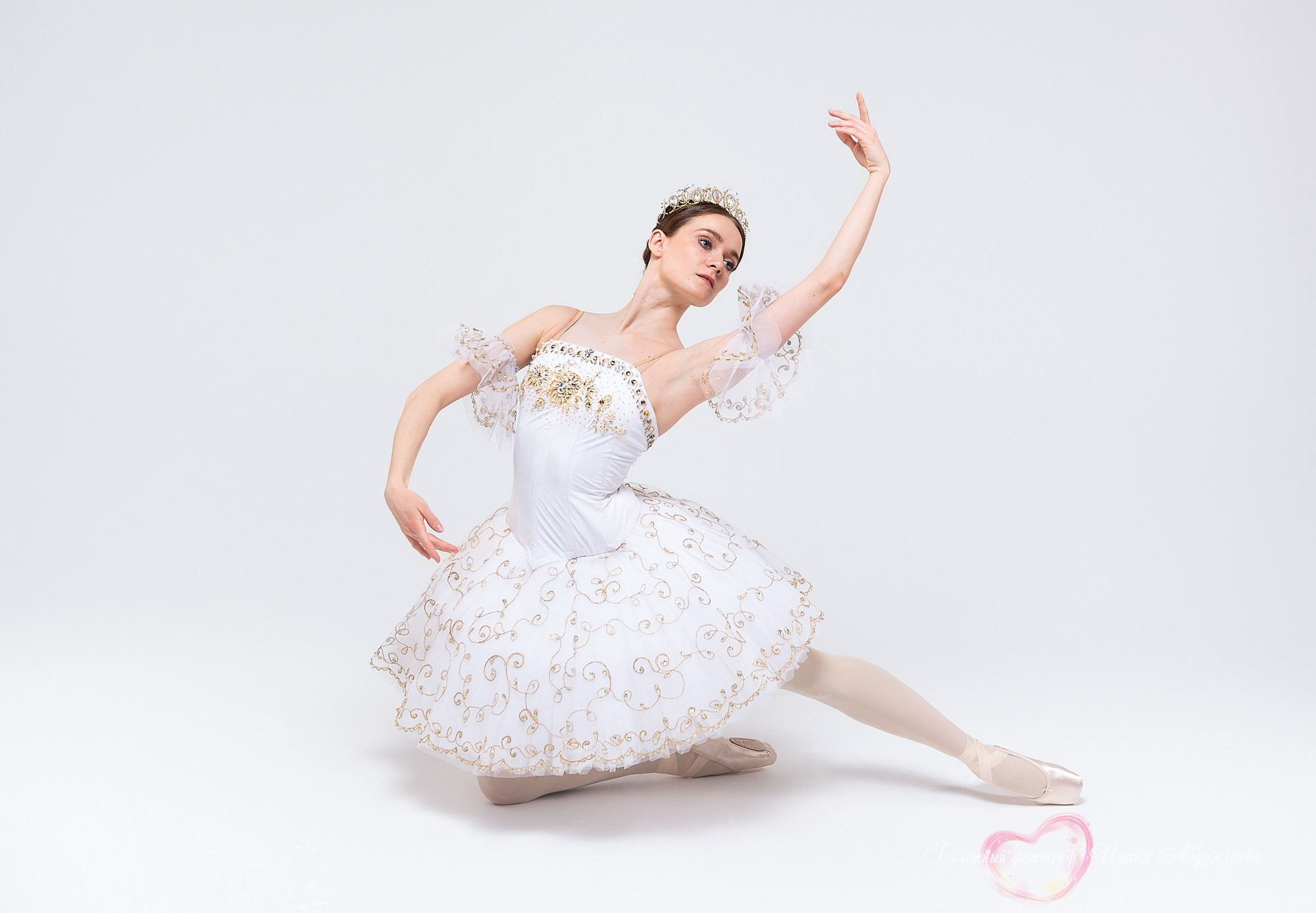 Ведущая балерина Классического национального балета Марина Окунева