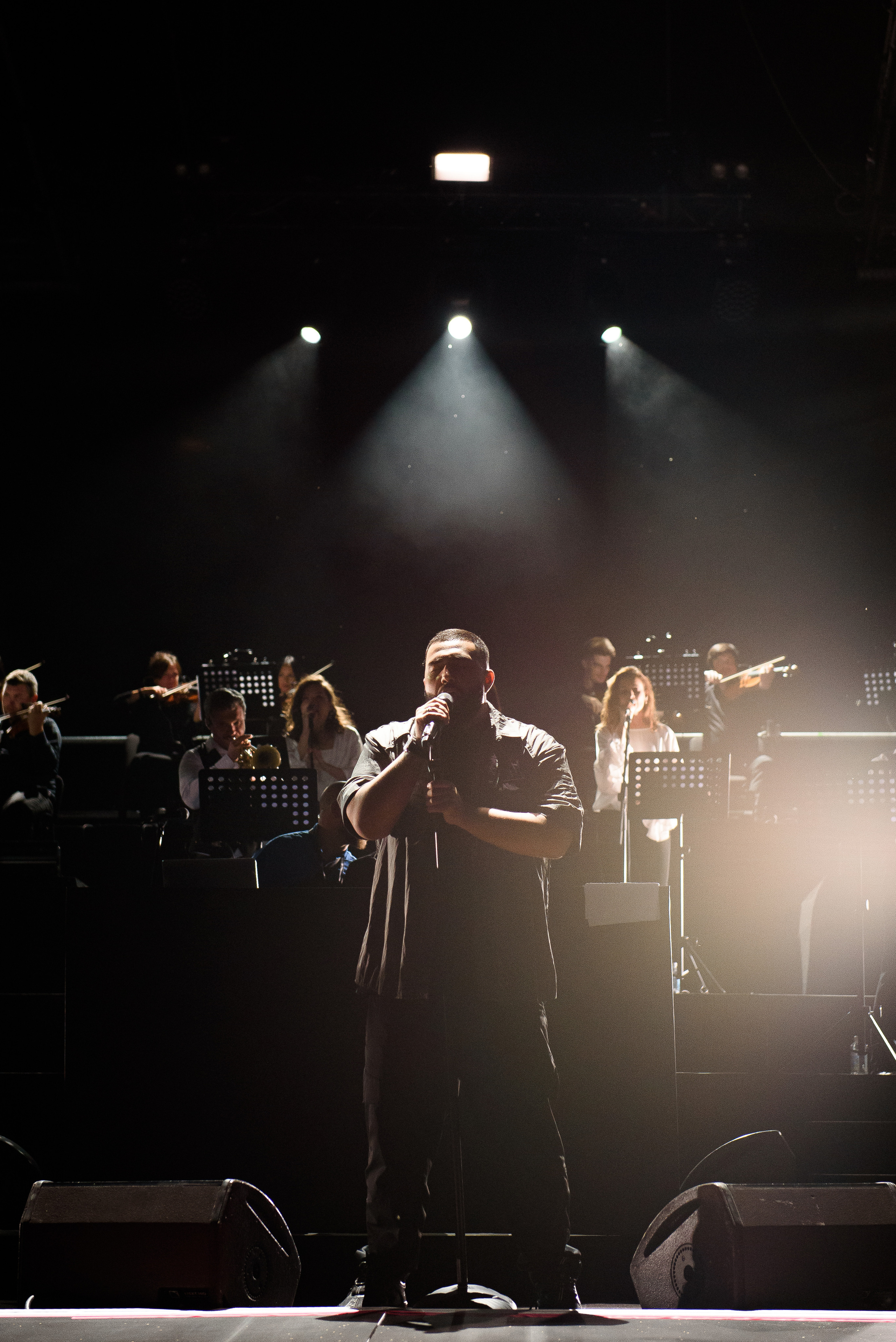 Jah Khalib с симфоническим оркестром в Зеленом театре. Репортажный и свадебный фотограф в Москве