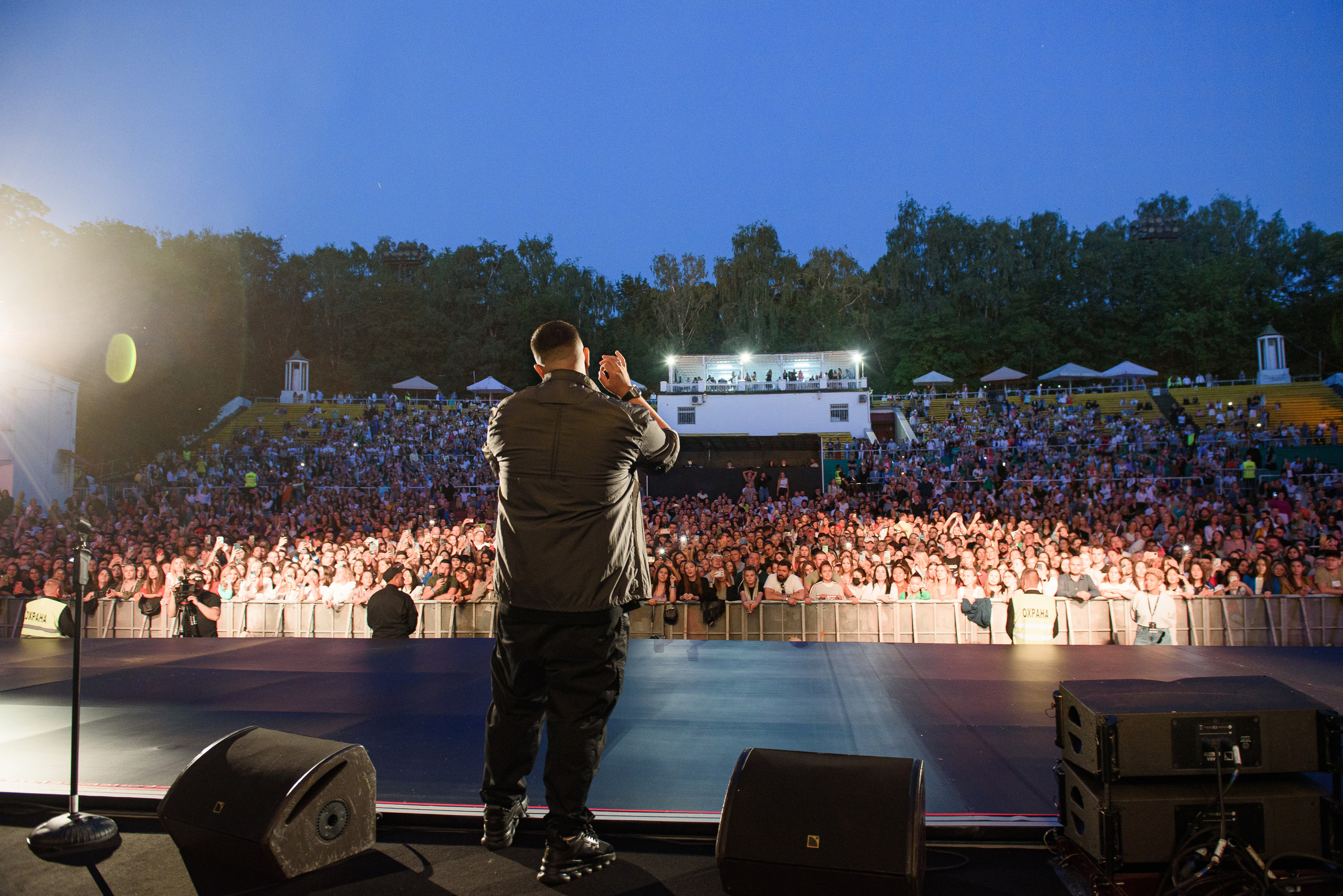 Jah Khalib с симфоническим оркестром в Зеленом театре. Репортажный и свадебный фотограф в Москве