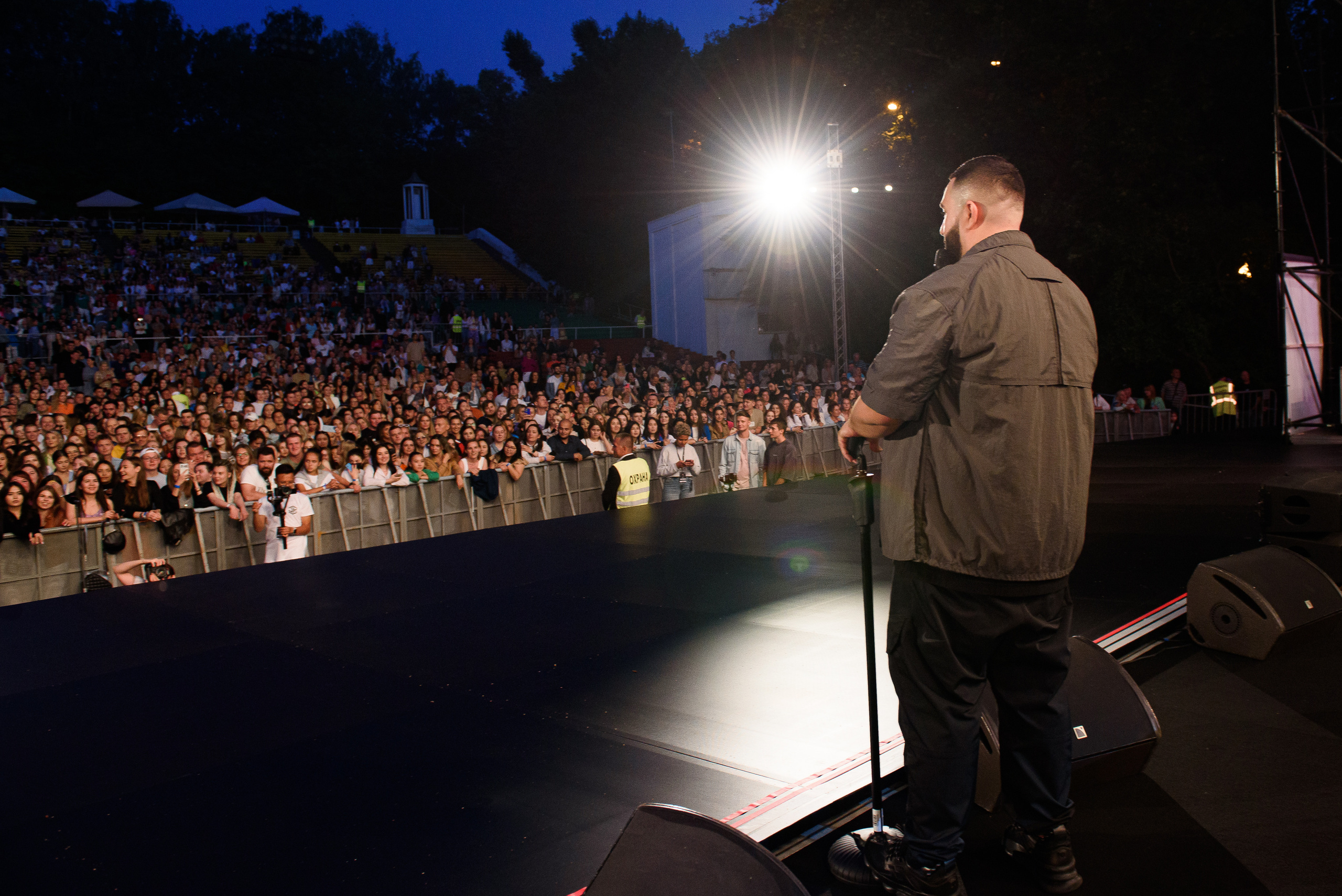 Jah Khalib с симфоническим оркестром в Зеленом театре. Репортажный и свадебный фотограф в Москве