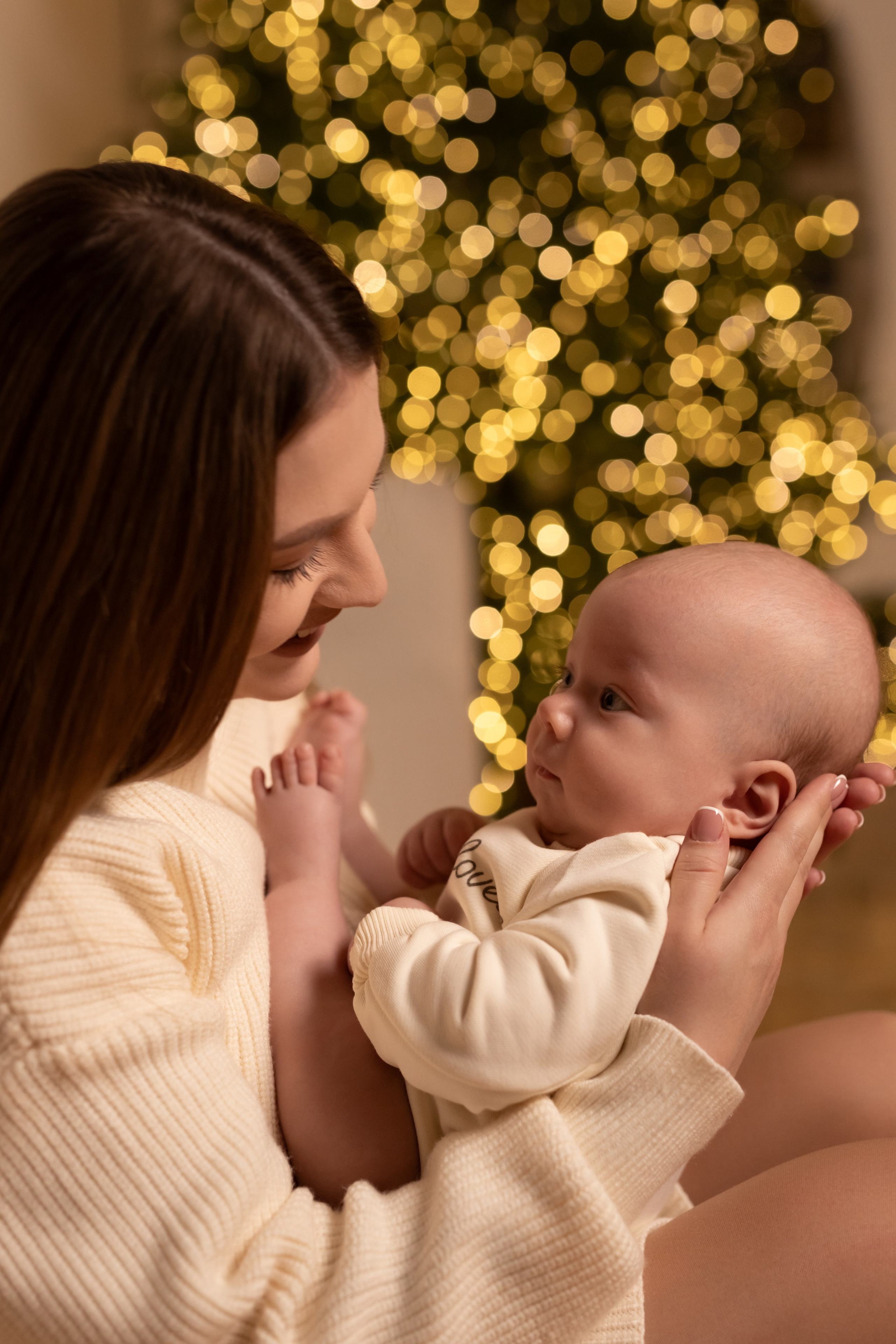 Семья с малышом (вечерная студийная). Семейный и детский фотограф в Краснодаре Элона Литвинова