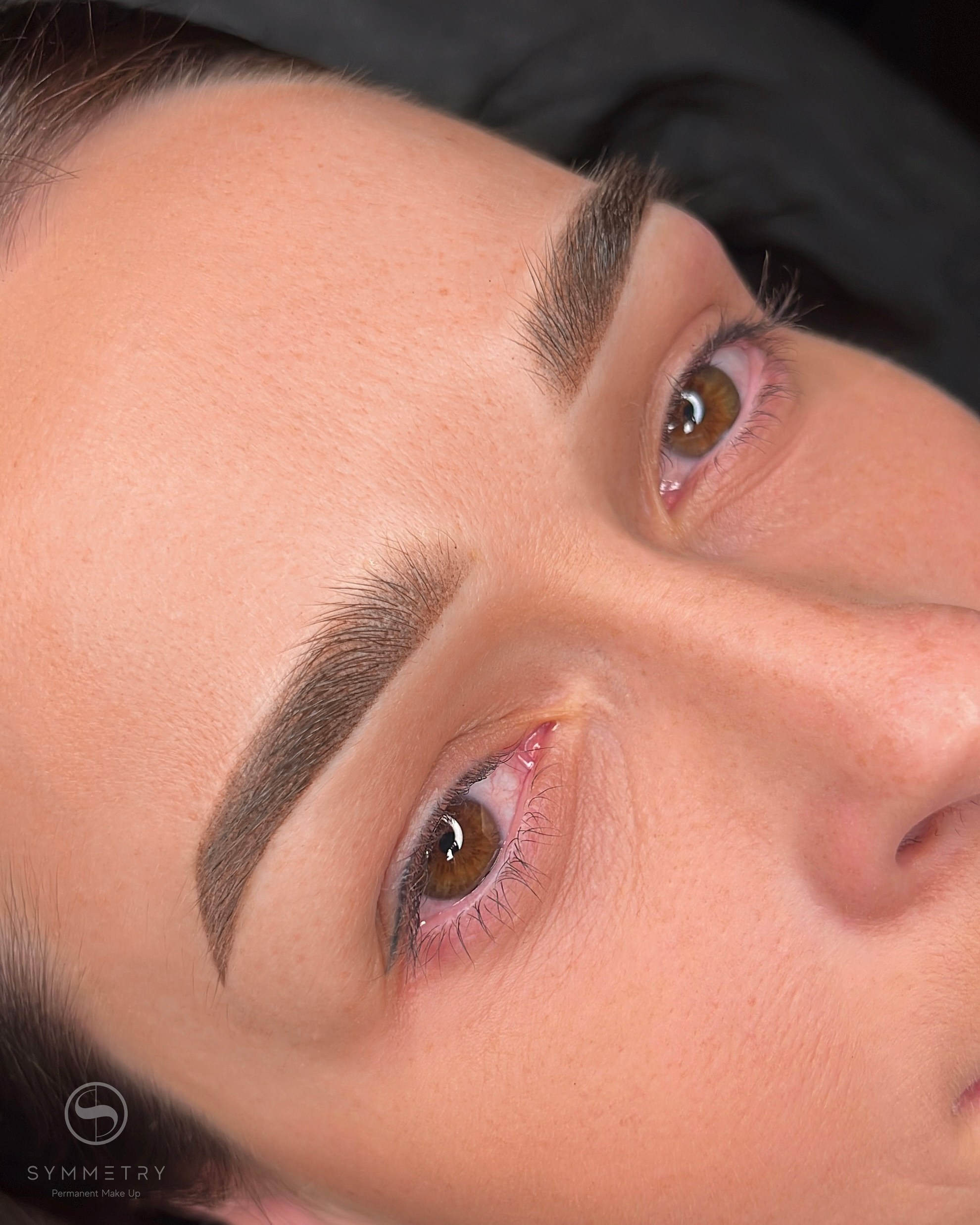 Оксана. Студия перманентного макияжа, косметологии и массажа SYMMETRY в Москве, м. Киевская