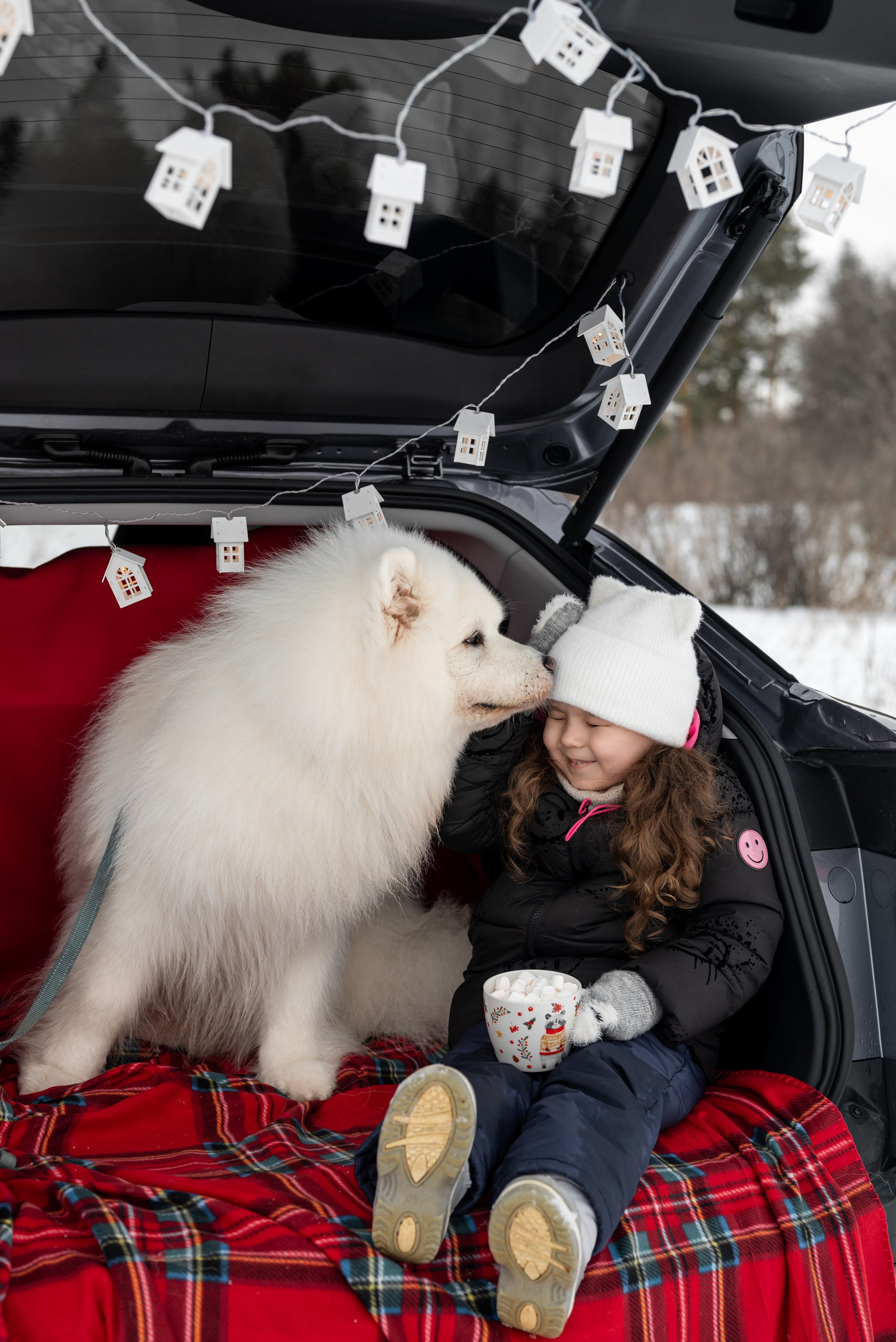 Фотопроект с Платоном и машиной на улице. Фотограф в городе Салават