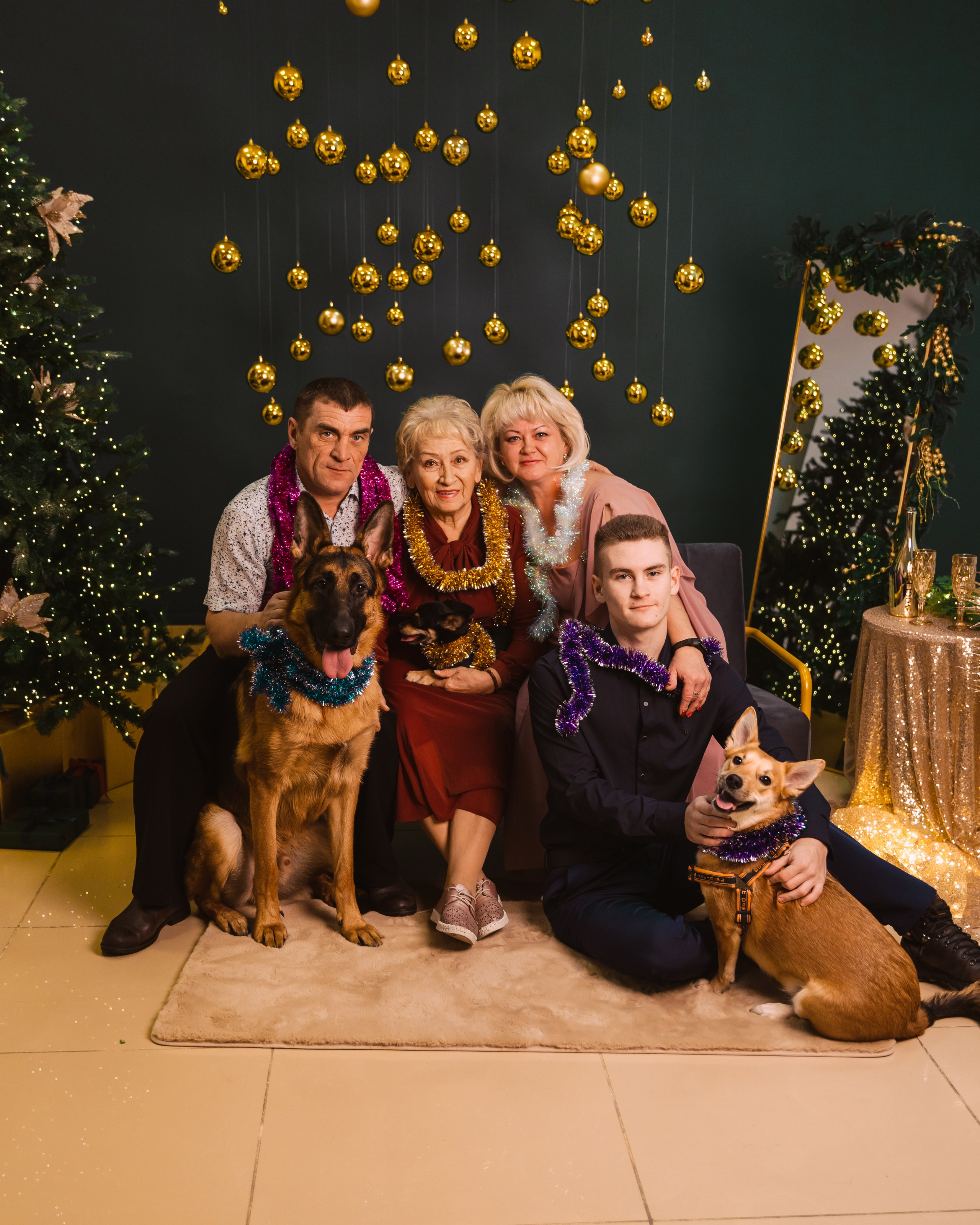 Семейный портрет. Новый год. Фотограф во Владивостоке. Юрганова Анна