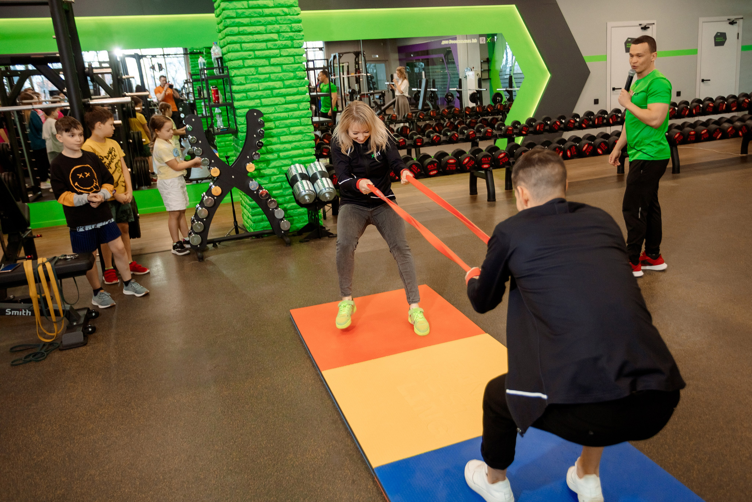 РЕПОРТАЖ: ФИТНЕСС-КЛУБ X-FIT. Профессиональный фотограф в Ижевске Леша Петров