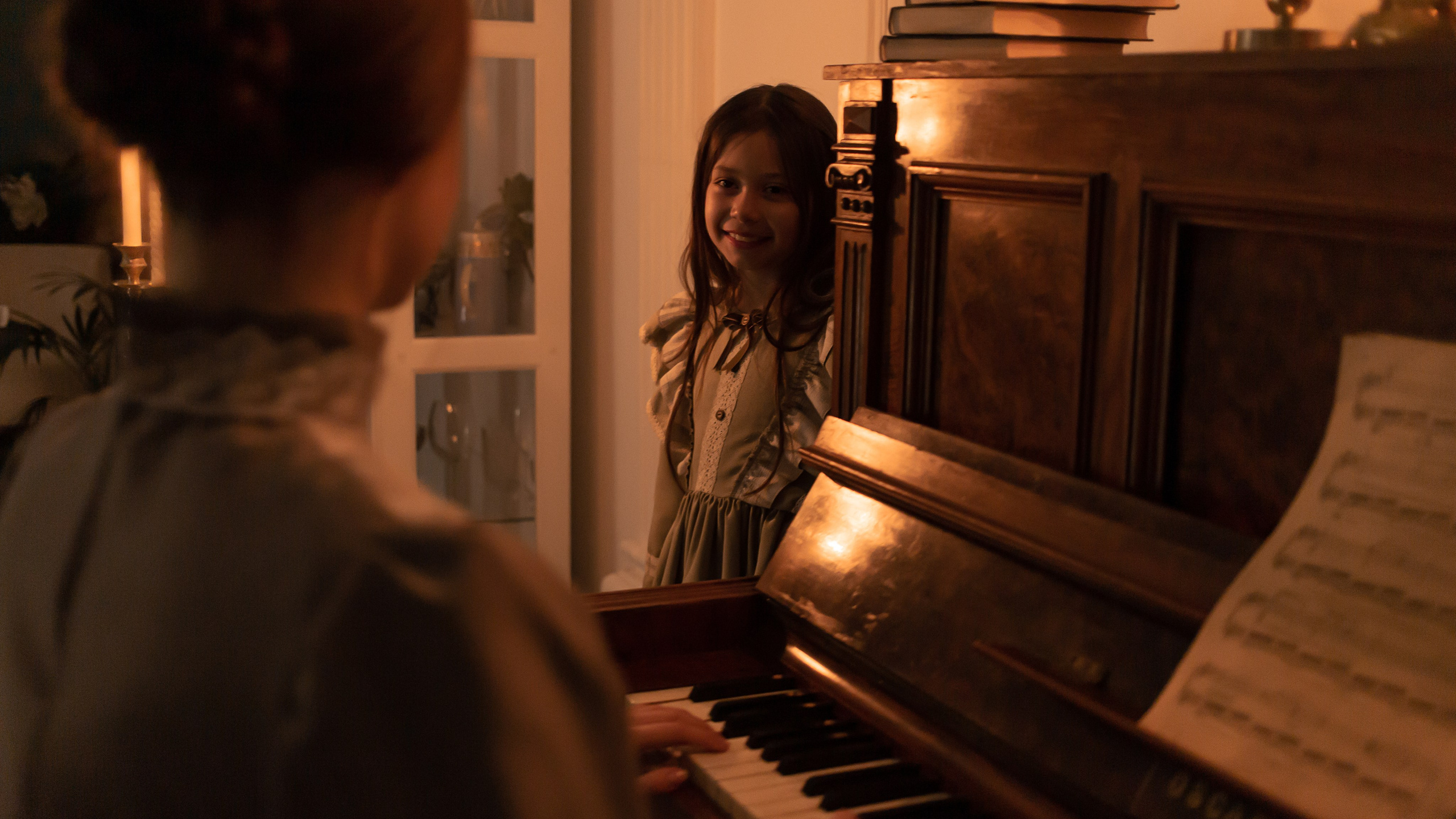 Страницы и свечи. Свадебный и портретный фотограф в Красноярске Алина Семенихина