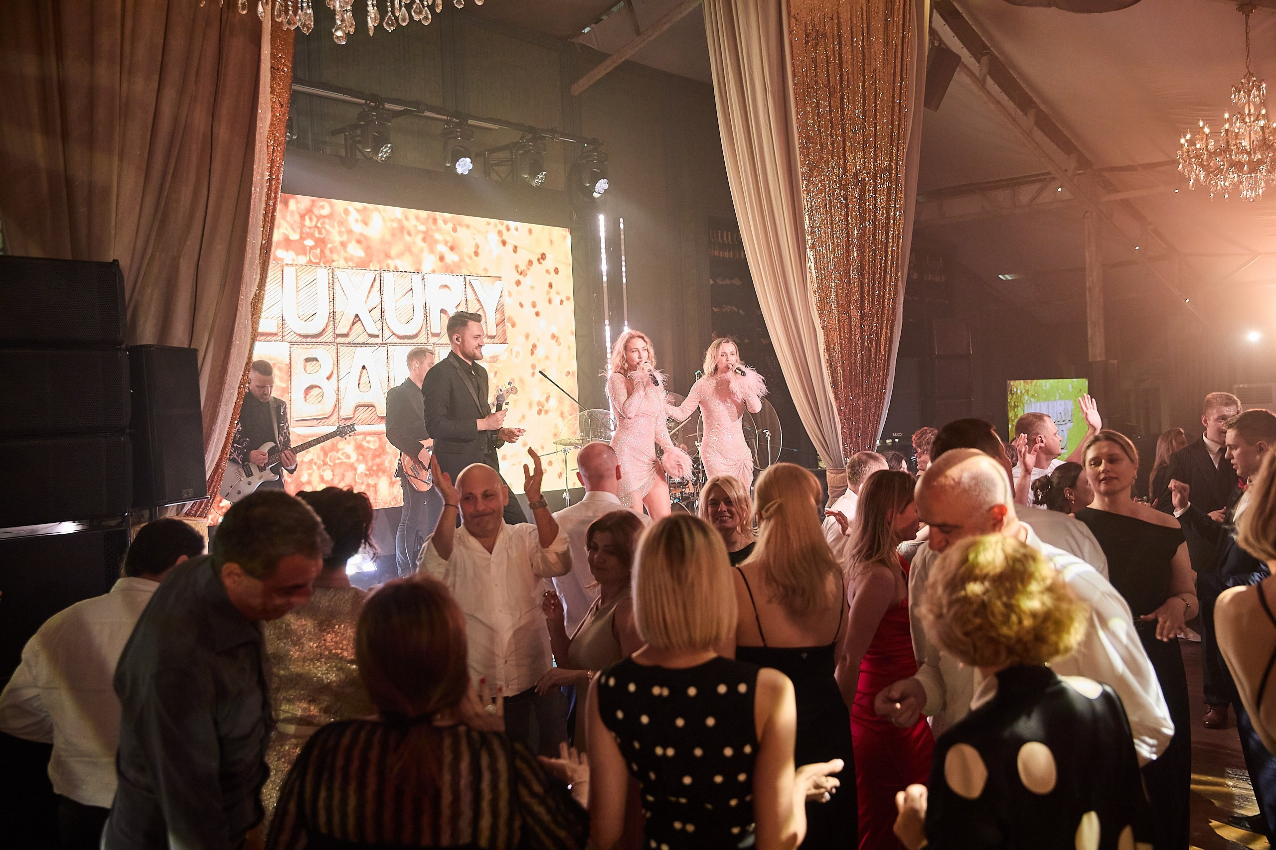 Dmitry and Daria's. Фотограф и Видеограф в Москве. Олег Корушев