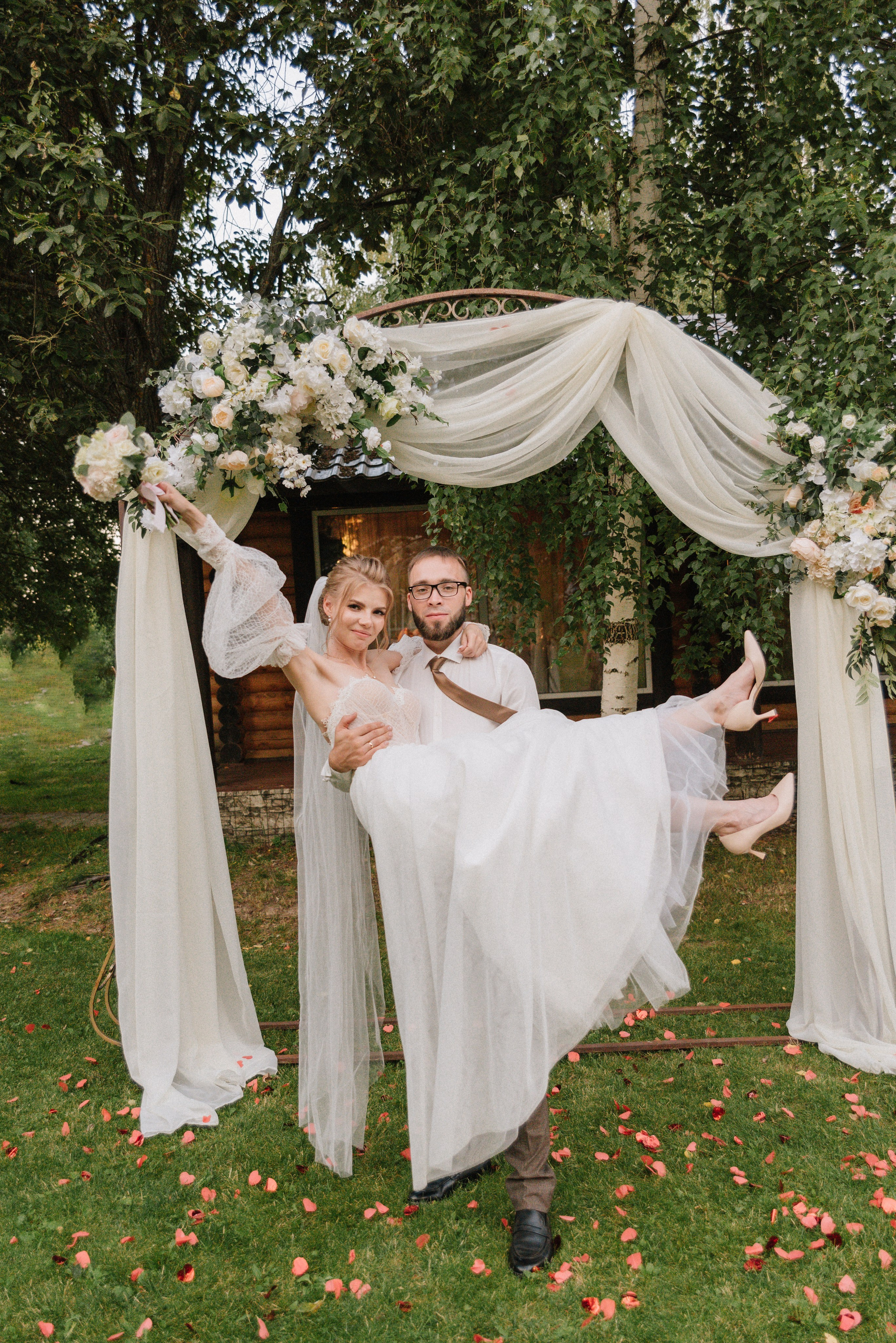 Свадьба Александра и Арины 6.08.2022. Душевный фотограф Ильсия Валеева. Не путать с душным