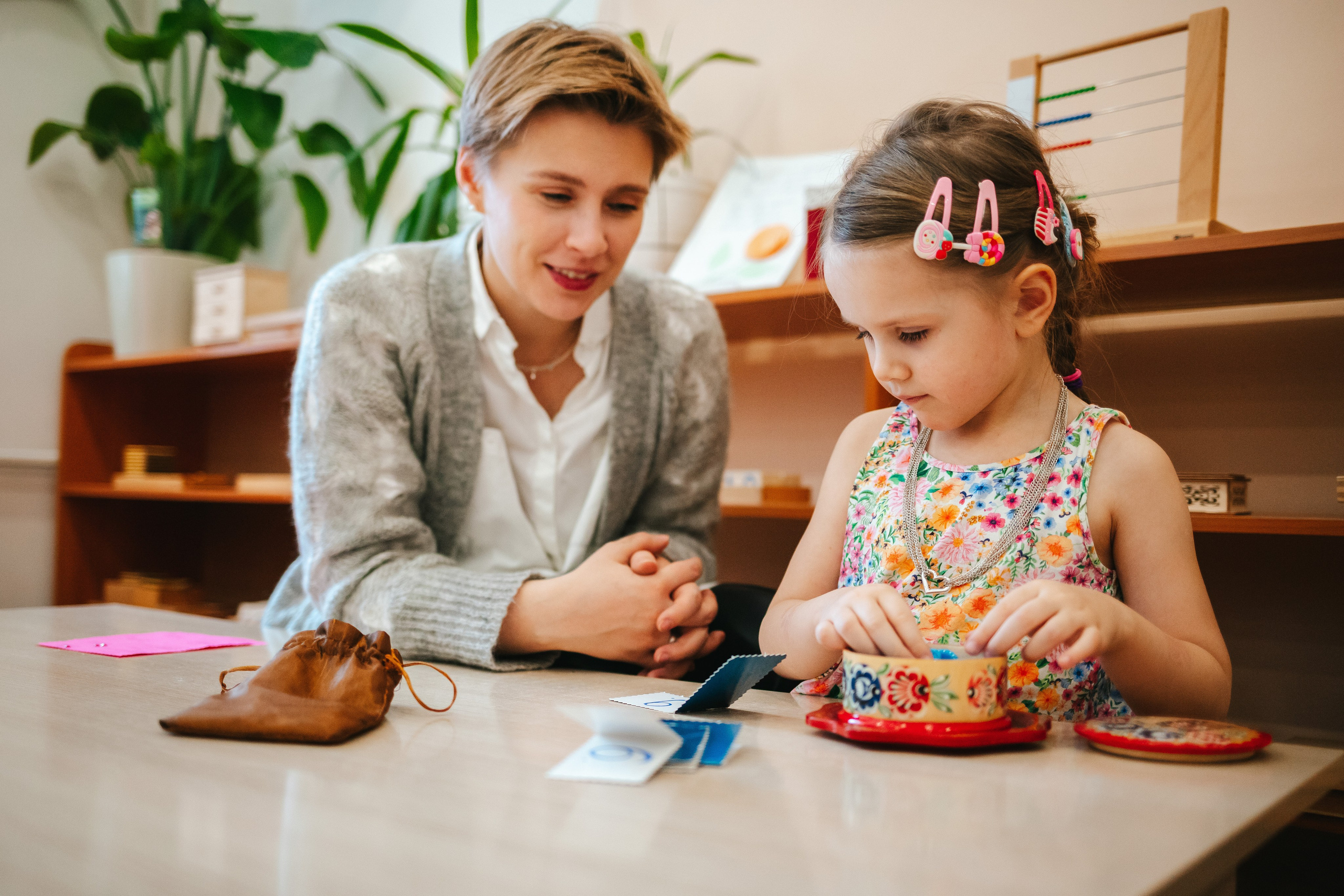 8 марта в Монтессори-саду. Семейный lifestyle фотограф в Санкт-Петербурге Людмила Пахомова