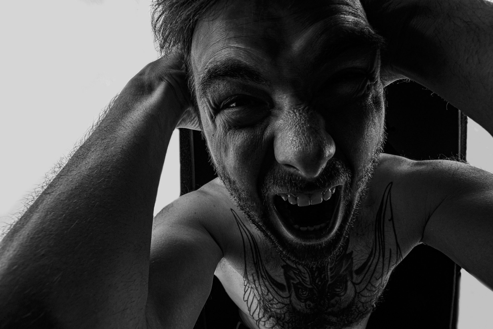 МУЖСКОЙ ПОРТРЕТ