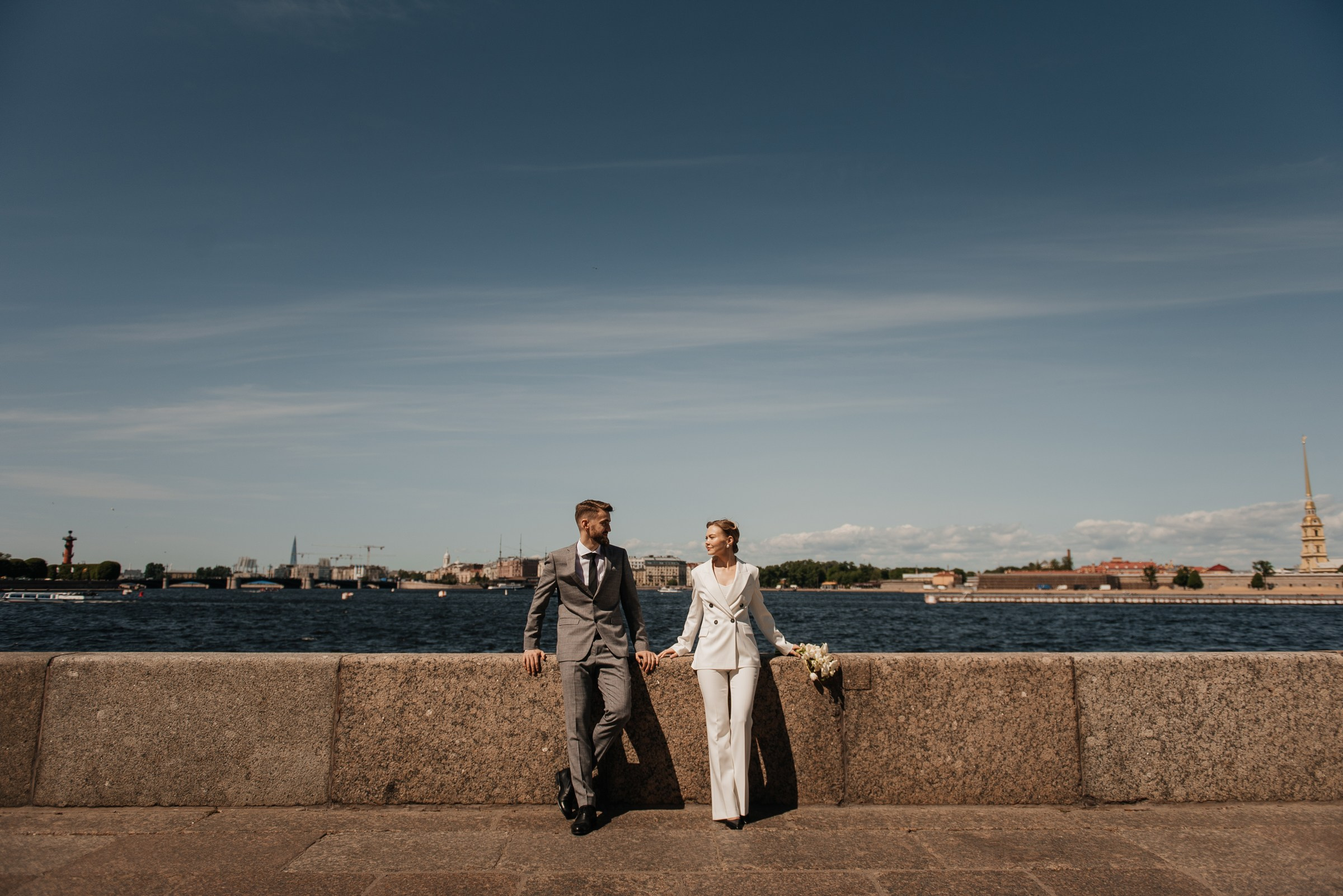 свадебная фотосессия на Дворцовой набережной