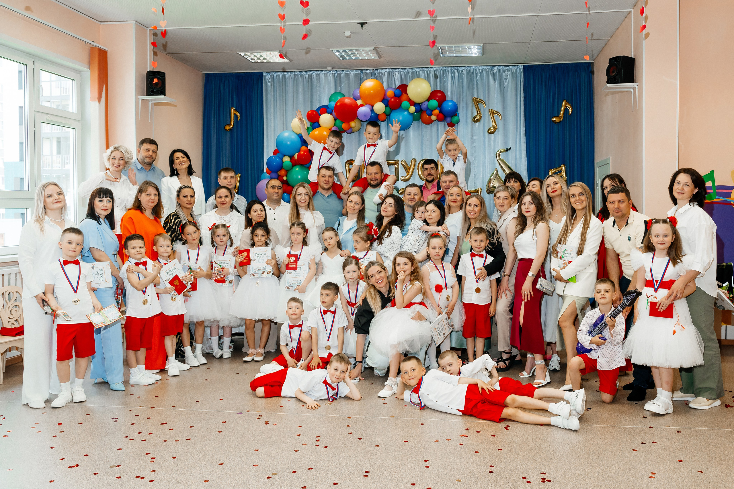 Репортаж с выпускного. Пример 3. Фотограф Ким Наталья в Красноярске