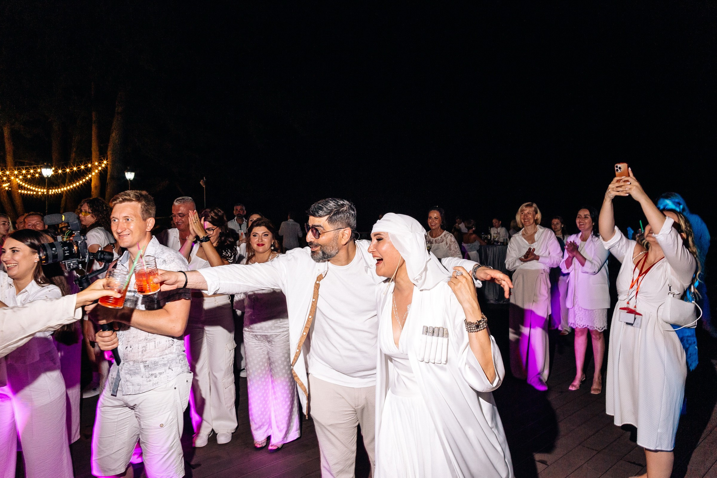 White party в Castello Mare. Фотограф Батуми | Lera Rawlick
