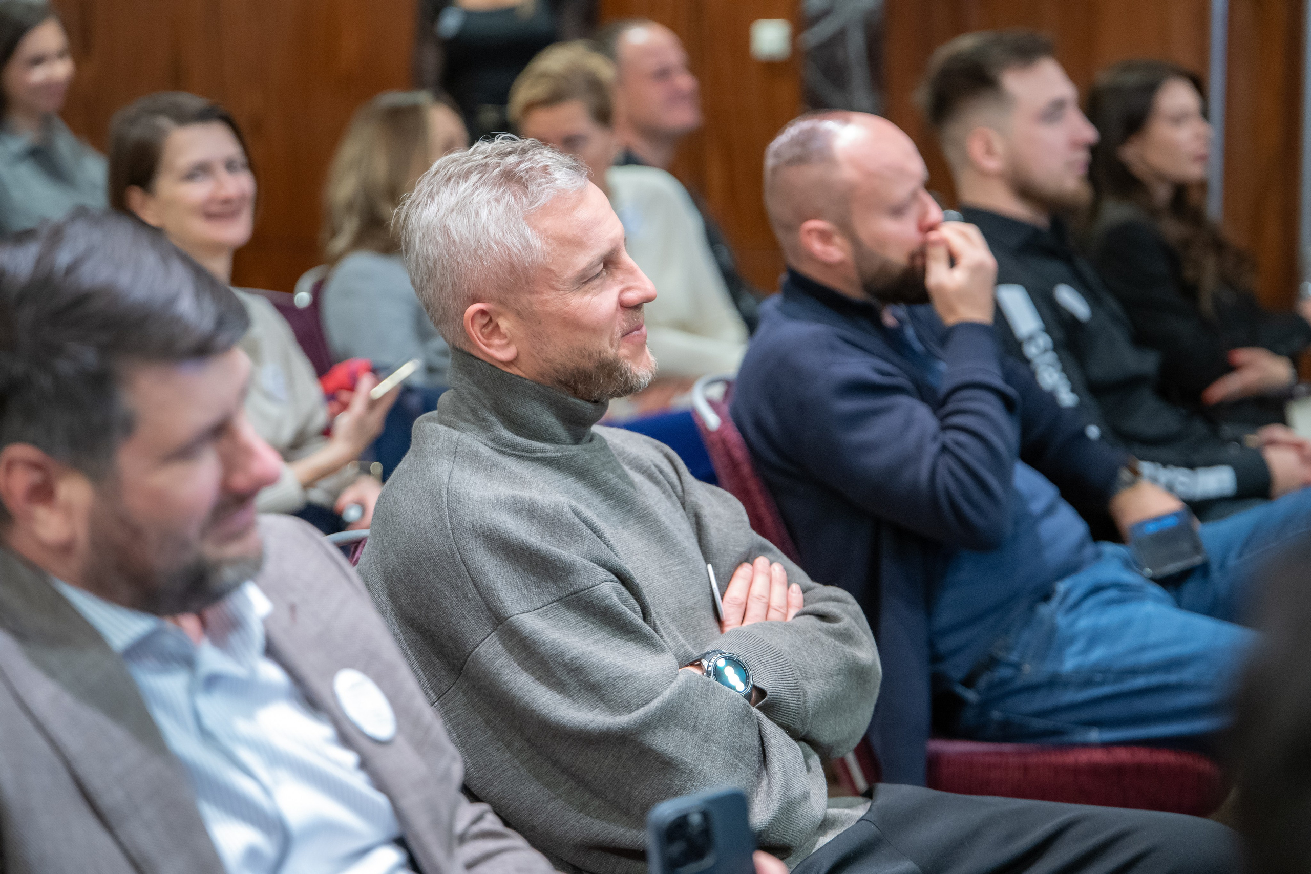 Лекция Вячеслава Дубынина о выгорании. Репортажный и интерьерный фотограф Александра Солдатова