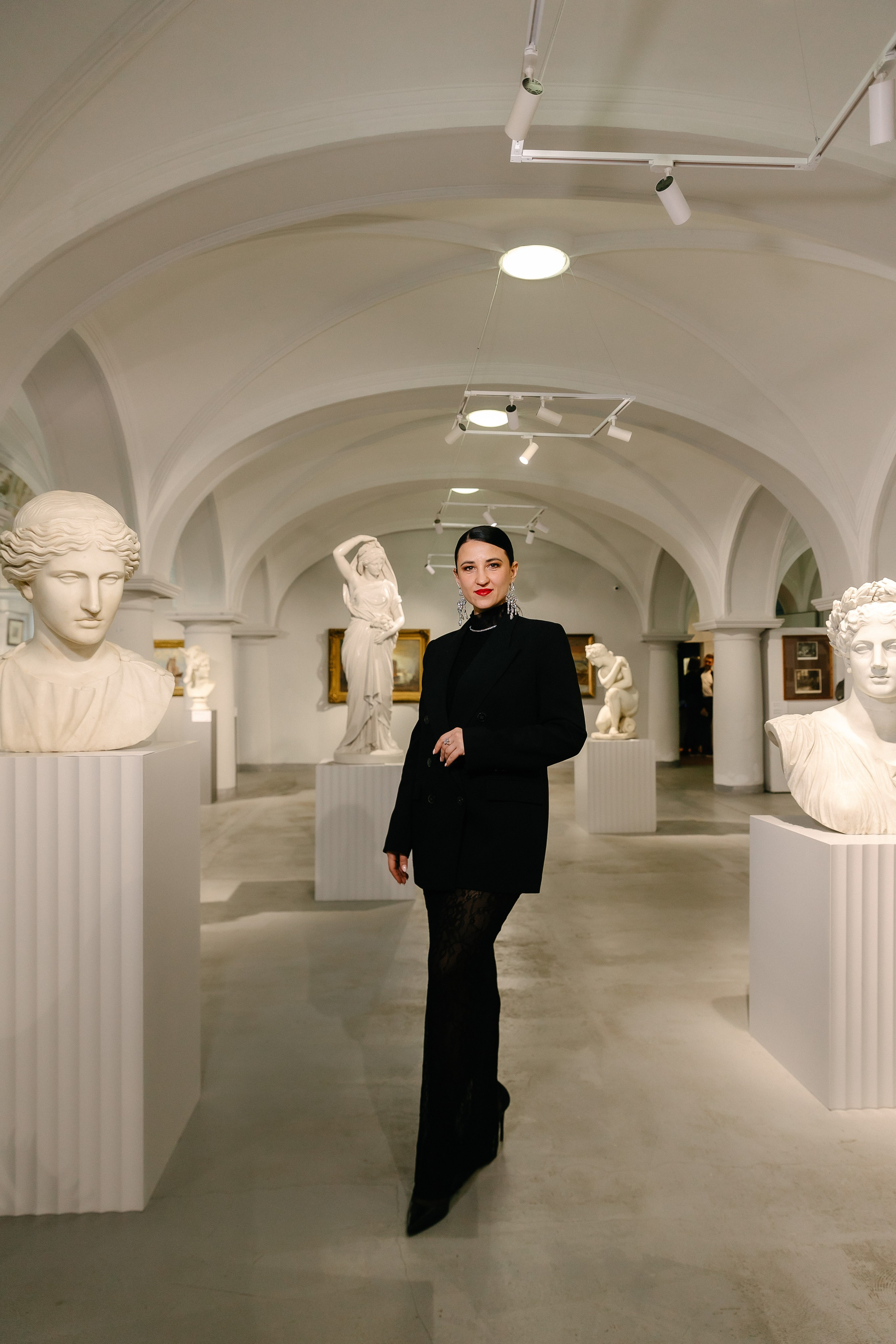 Подружки в музее. Свадебный, семейный и детский фотограф в Калининграде Елена Кравцова