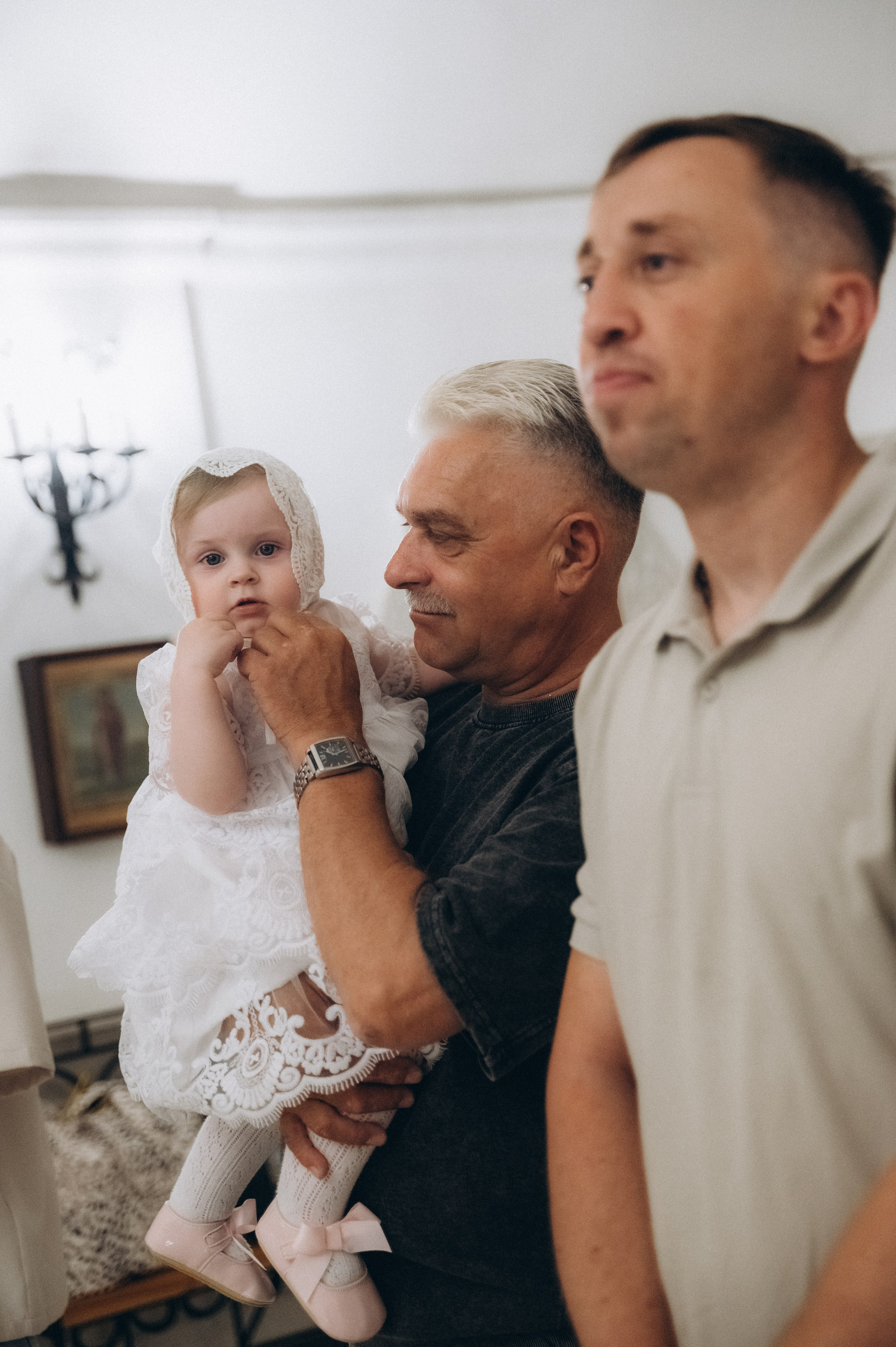 Крещение Владиславы (Криптовый храм в честь собора Новомучеников и Исповедников земли Белорусской). Семейный фотограф в Минске Дарья Дреко