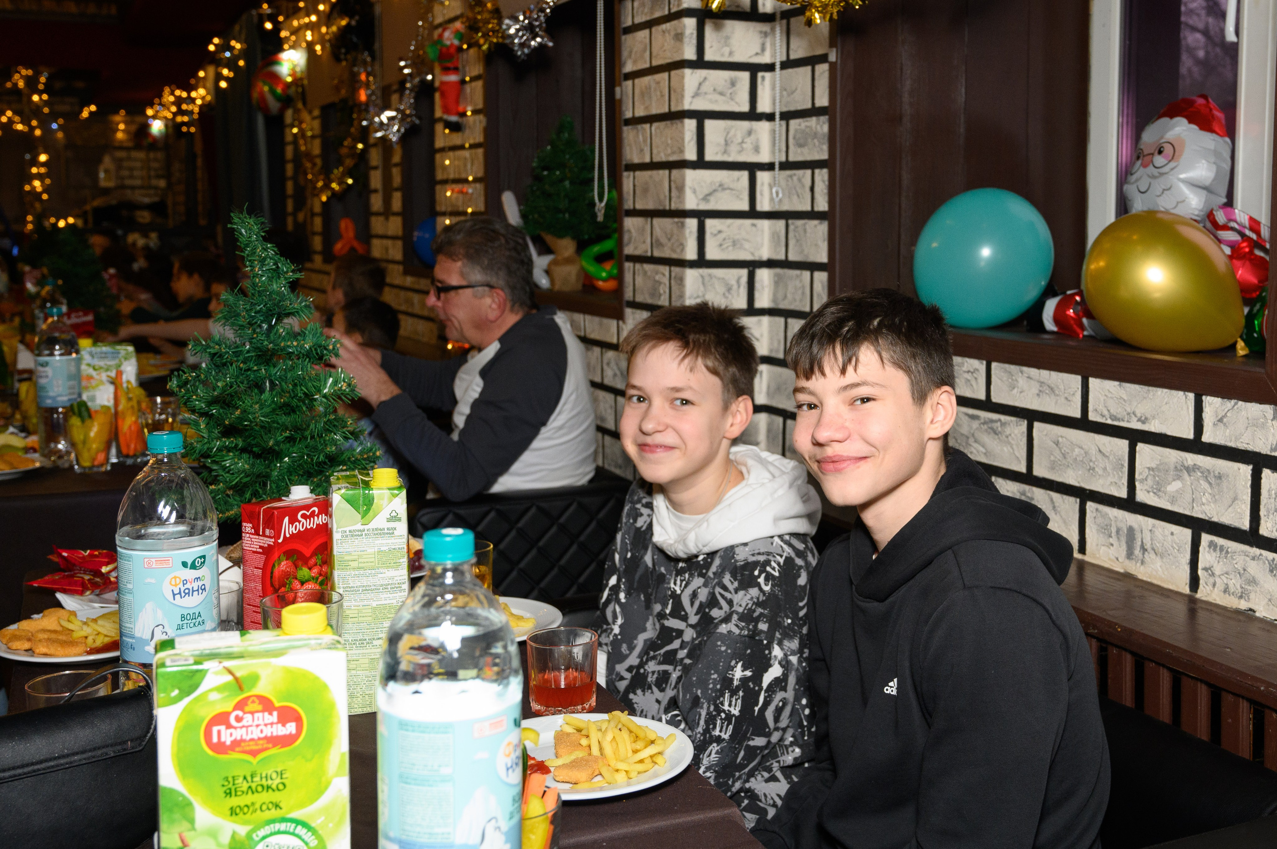 Новый год (дети-сироты). Семейный фотограф Казакова Дарья