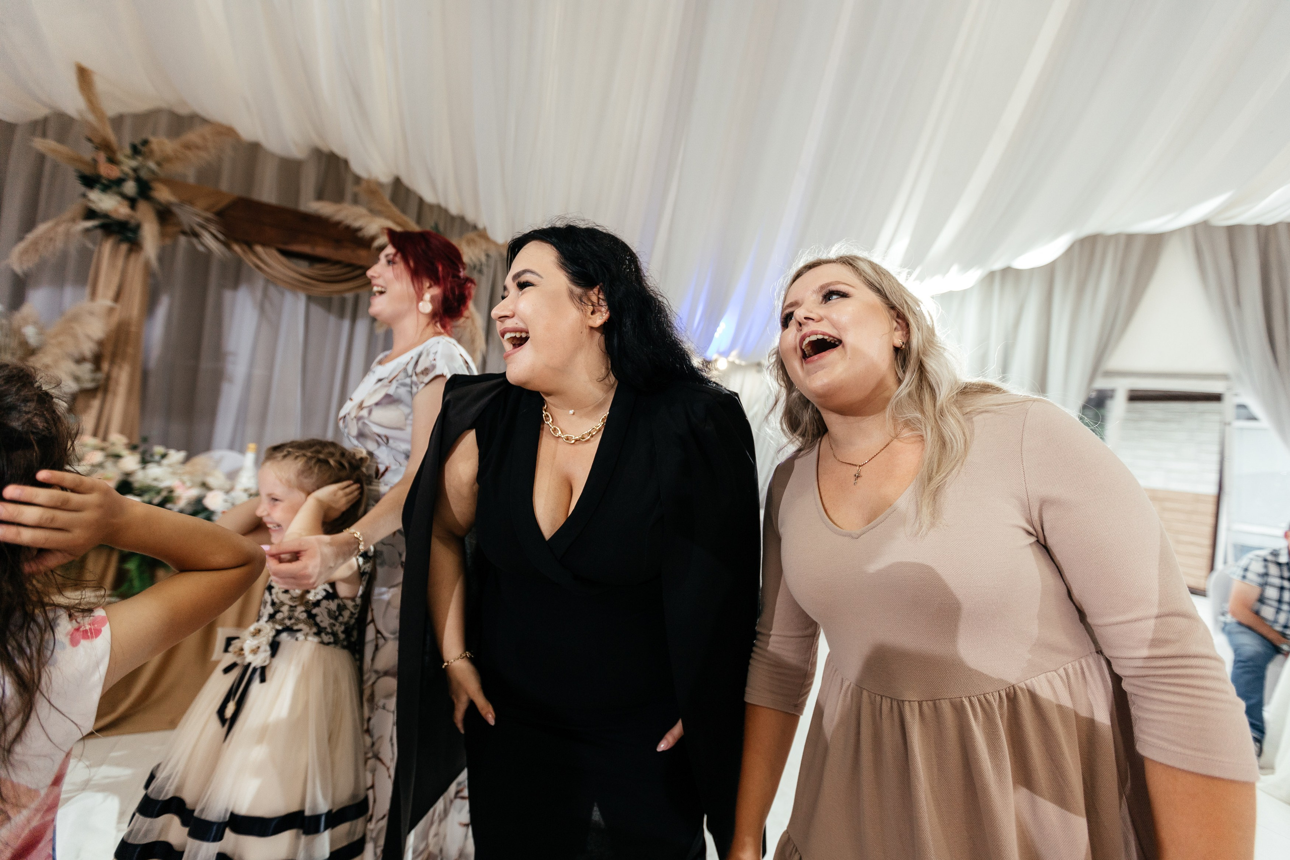 Свадебный фотограф Уфа — Руслан ГабдлисламовЖивые эмоции, красивые кадры, воспоминания на всю жизнь.Работаю по всей Республике Башкортоста. Свадебный фотограф Уфа Руслан Габдлисламов