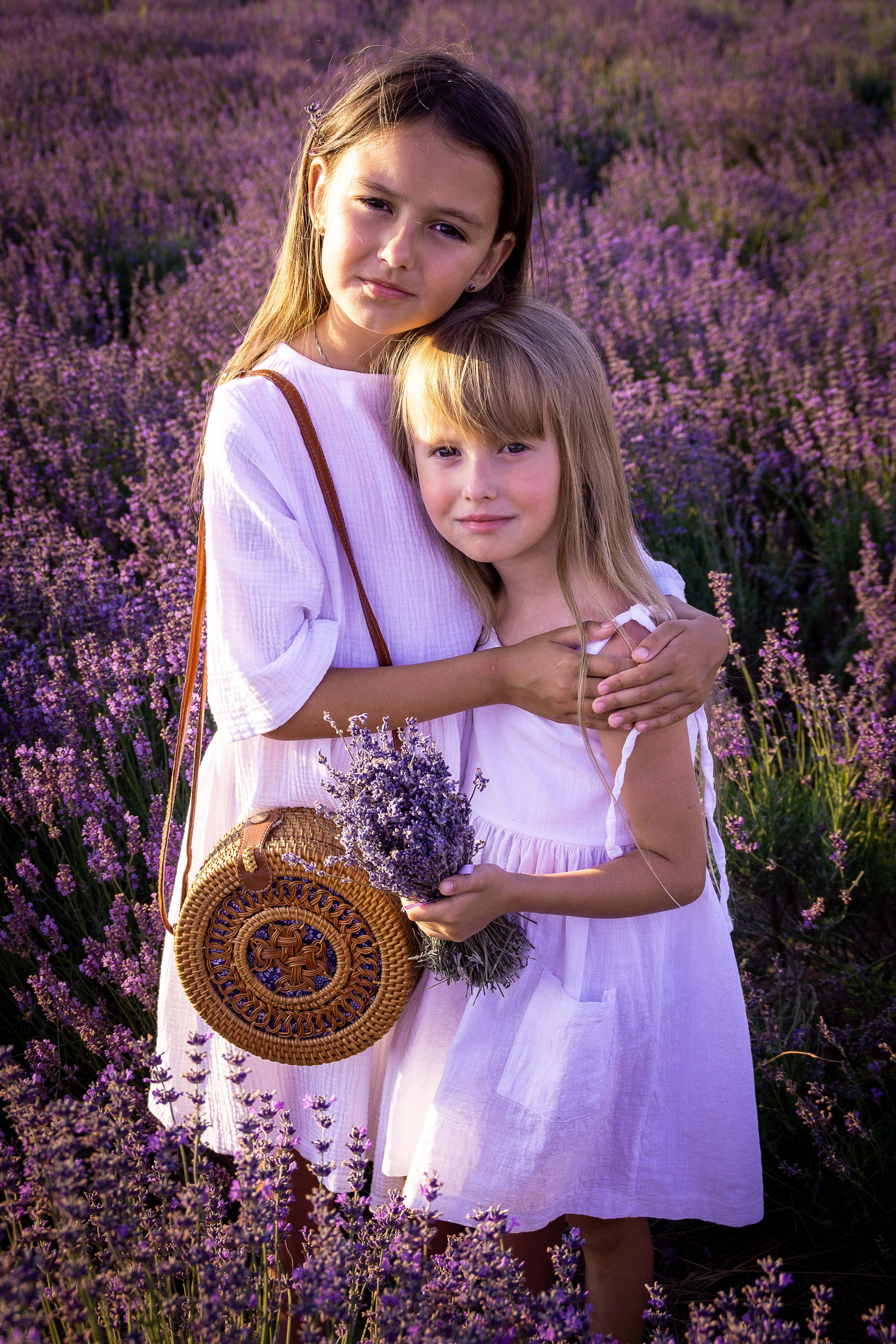 Фотографии в лавандовом поле. Елена Волкова семейный фотограф в станице Гостагаевской города-курорта Анапа