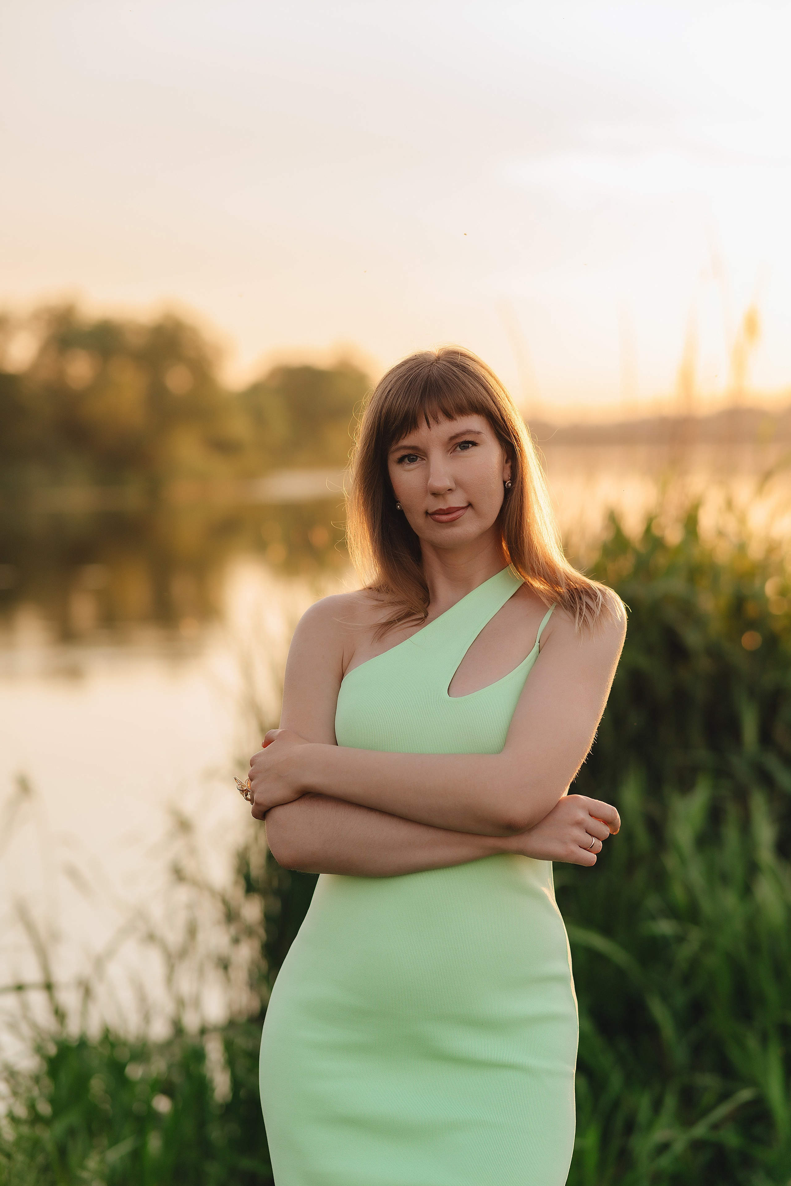 Анастасия | Съемка на закате с букетом пионов. Фотограф Карина Шмулёва. Воронеж и область