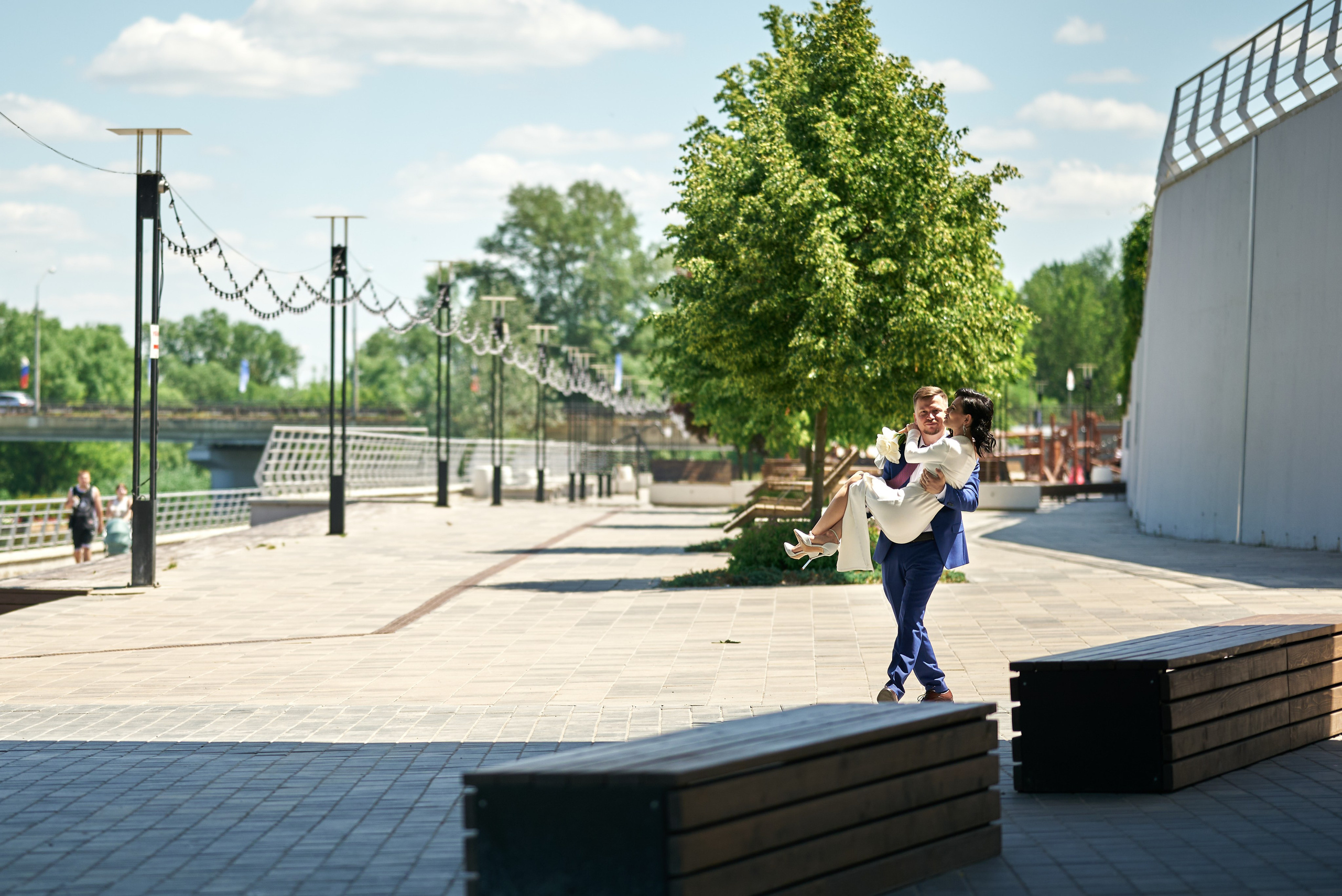 Фотограф на свадьбу в Старом Осколе, фотосессия свадьбы. Профессиональный фотограф Старый Оскол, Губкин — свадьба, венчание, крещение, юбилей и день рождения