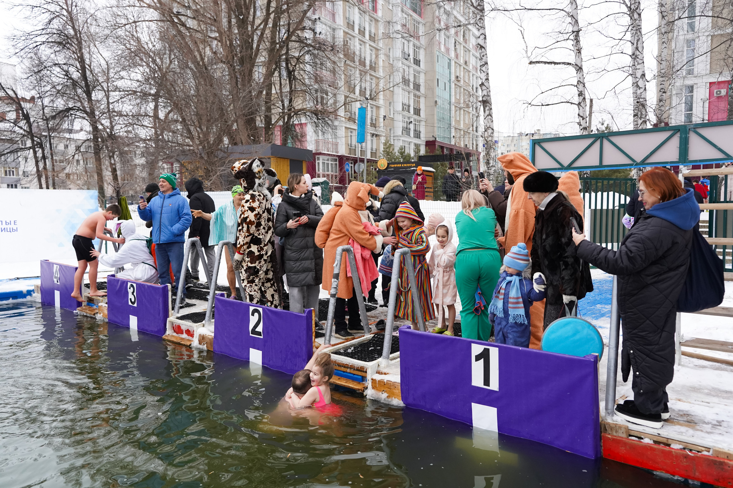 Зимнее плавание. Маслухин Дмитрий — Ваш Фотограф