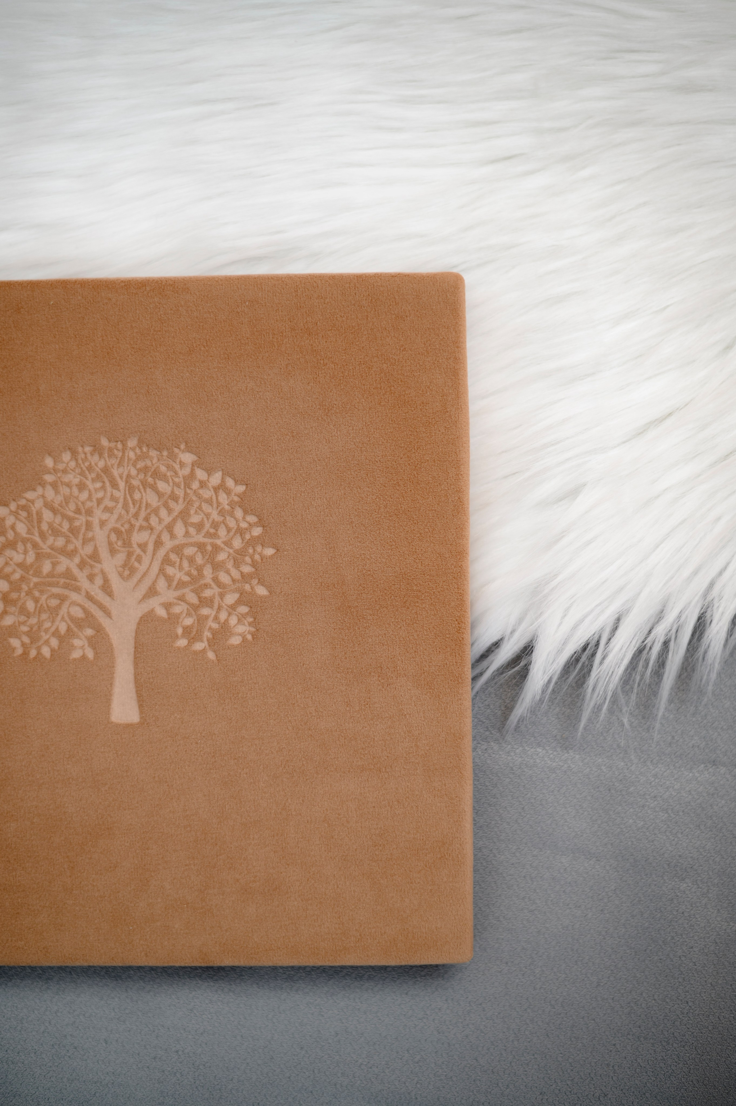 Полиграфические книги. Свадебные и семейные фотокниги