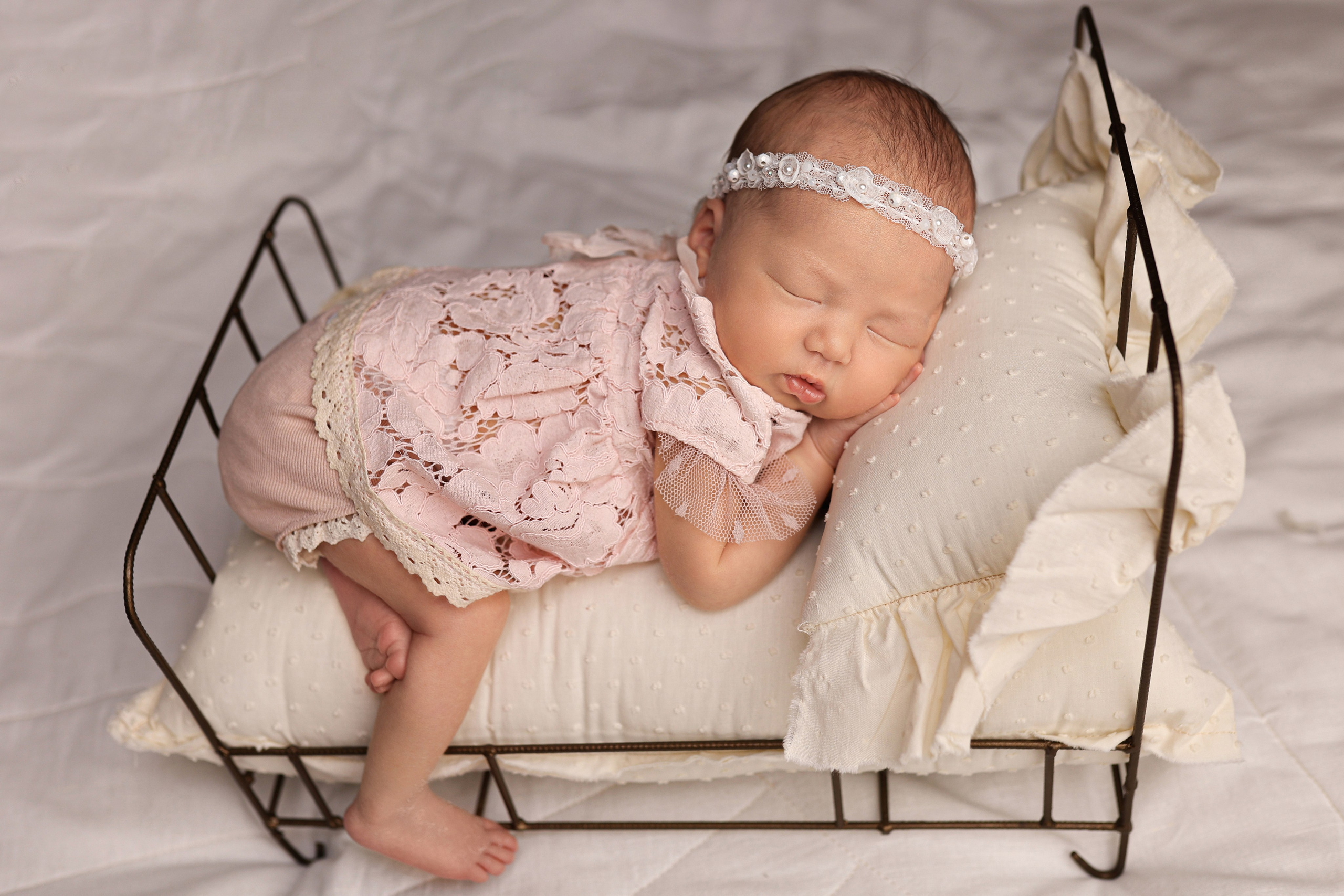 Мия. Лилия Алтухова — фотограф новорожденных в Москве и области