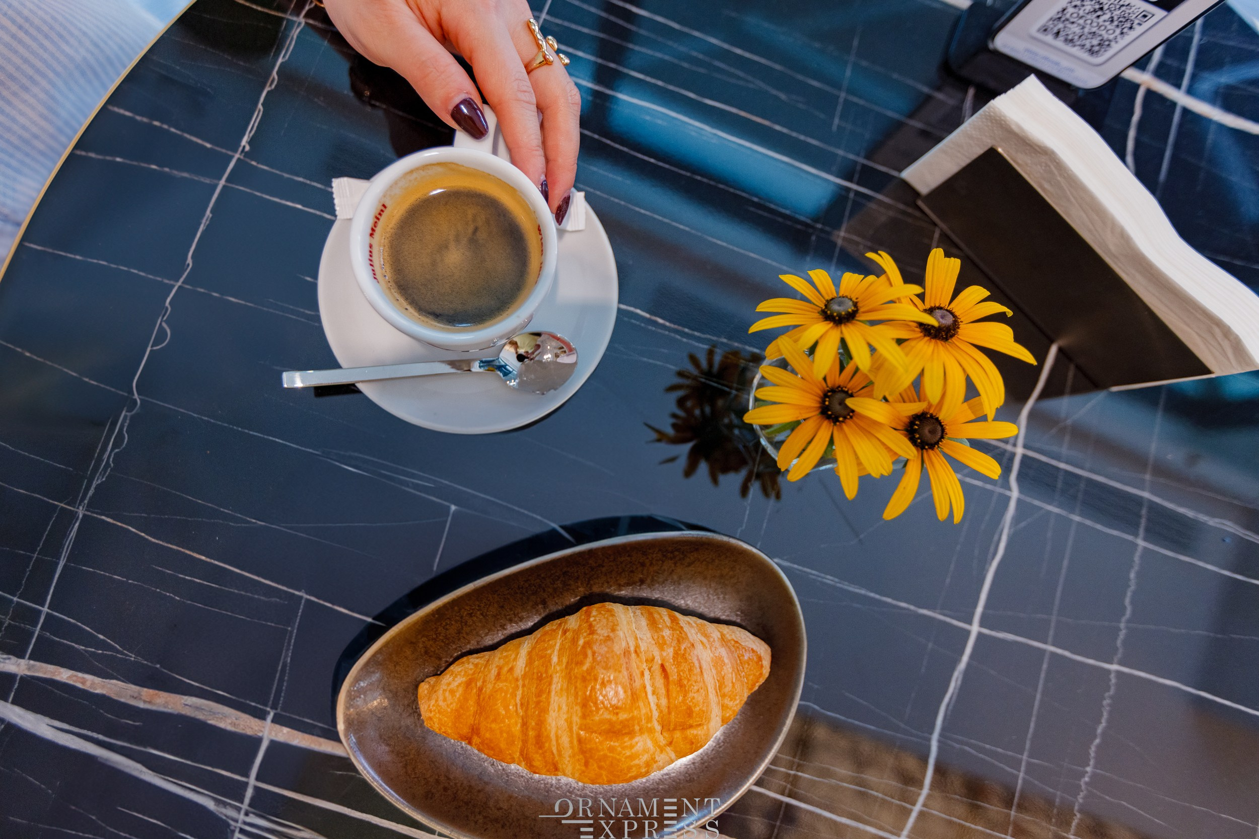 HOTEL PIAZZA EPIGRAPH (BATUMI). Режиссёр, клипмейкер, фотограф — Андрей Охота