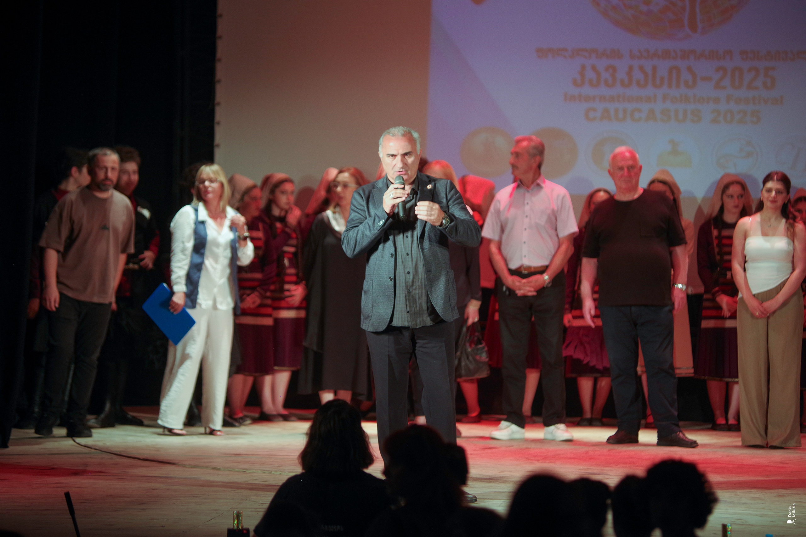 Танцы в прекрасном Они. Портретный фотограф Денис Милютин