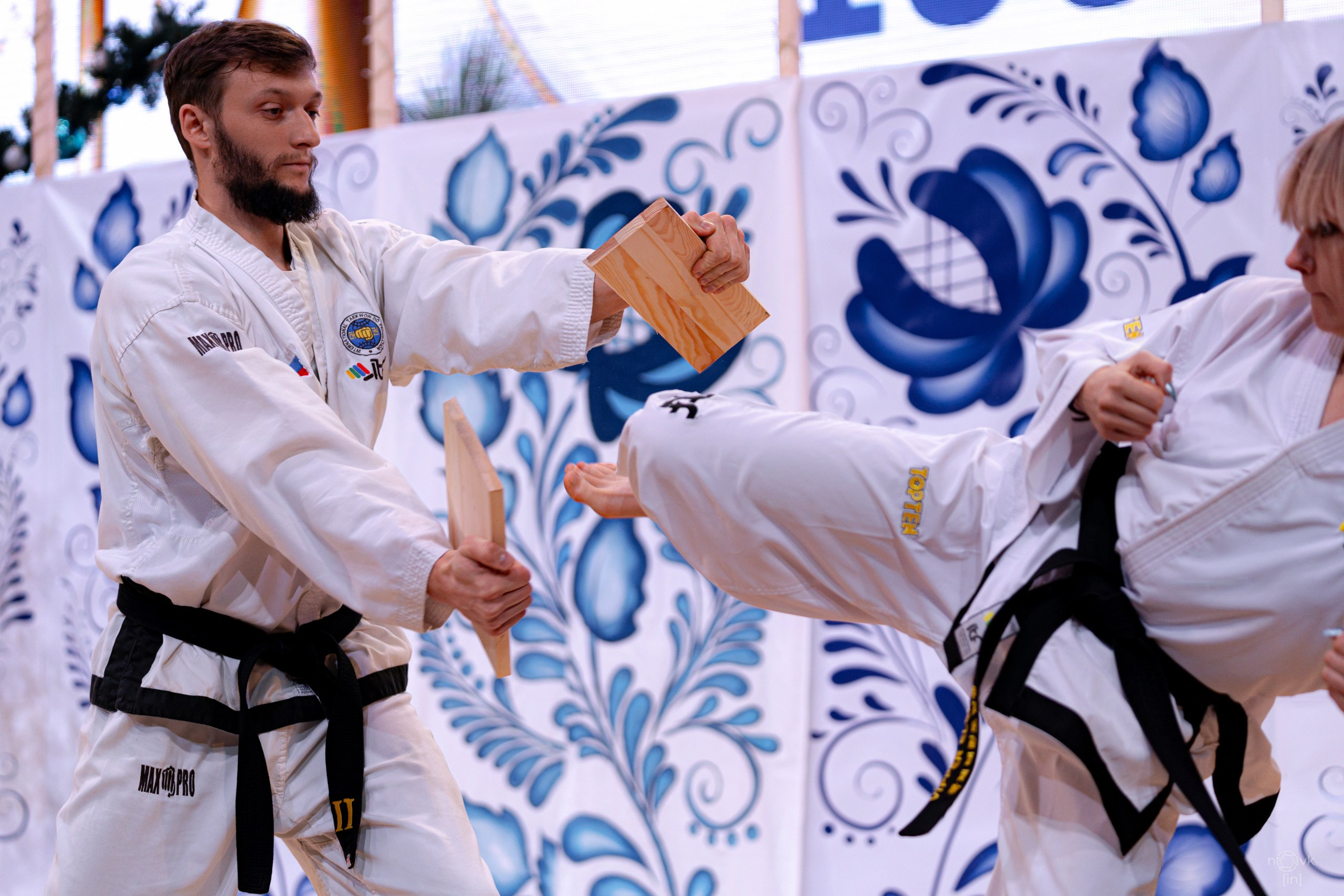 Ёлка. ФОТОГРАФ ИВАН НОВИКОВ | СТАВРОПОЛЬ