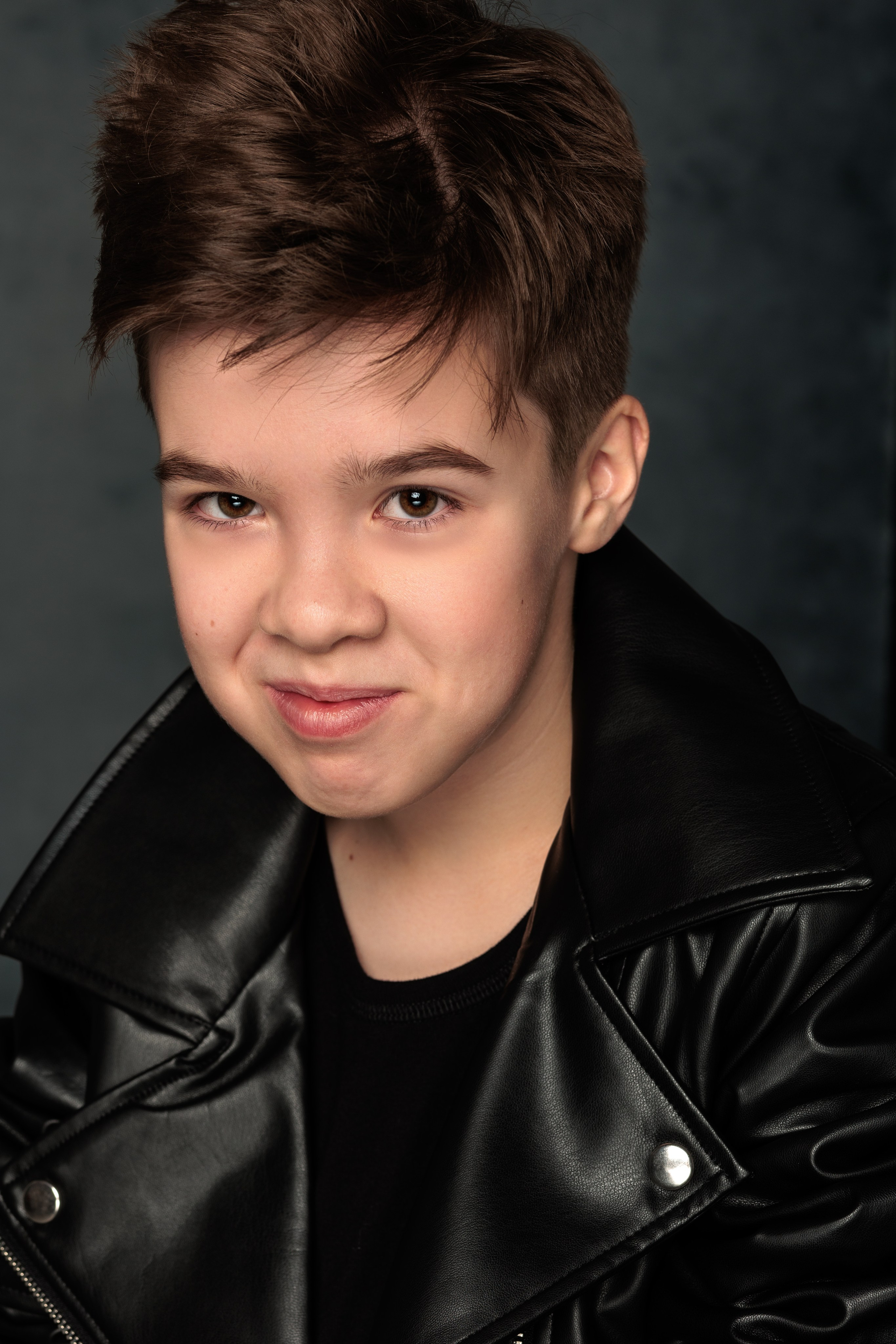 ВАСЯ. Я фотограф из Москвы к Вашим услугам