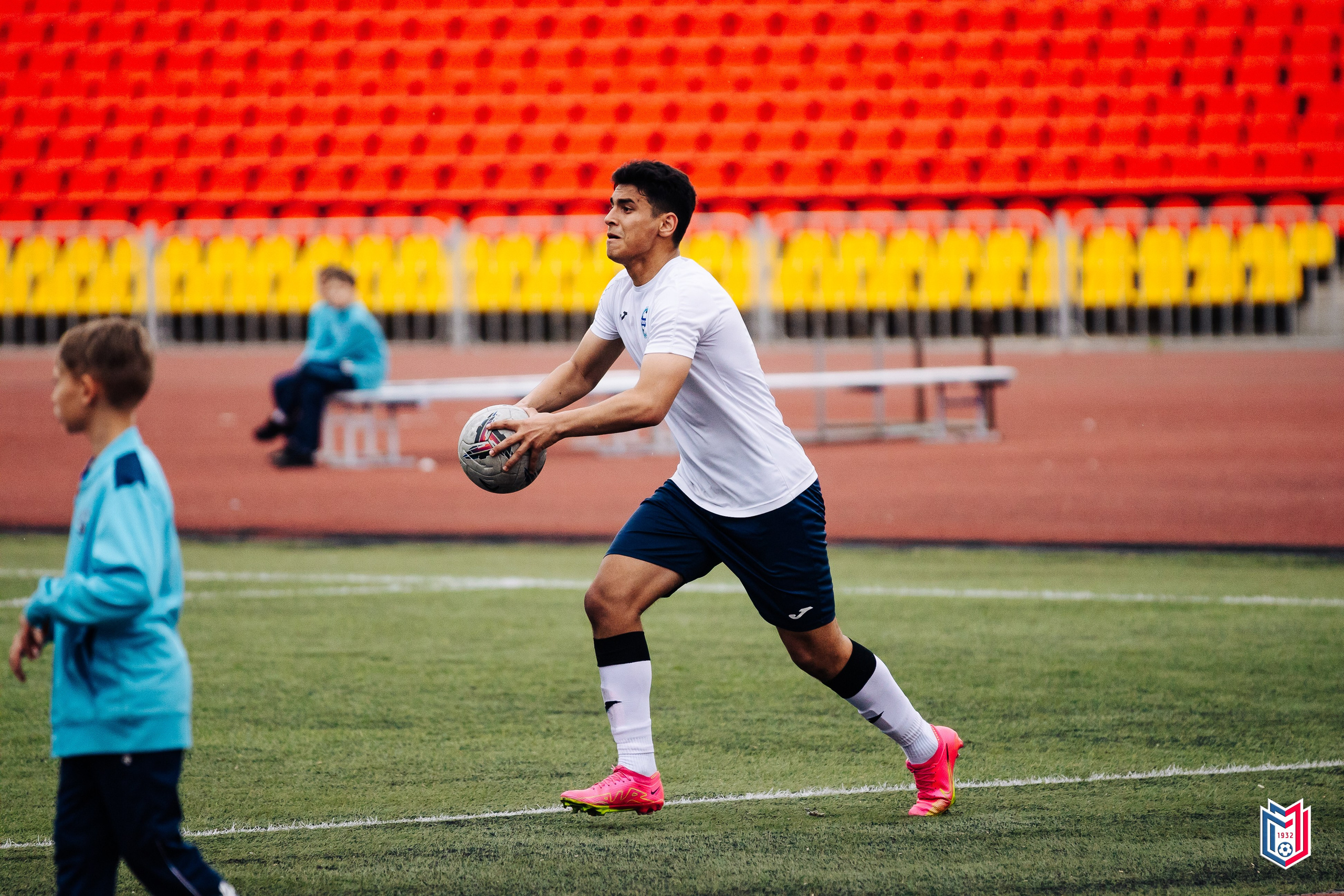 «Металлург-Магнитогорск» — «Челябинск-М» // 27.04.24. Денис Прохоров Фотограф в г. Магнитогорск