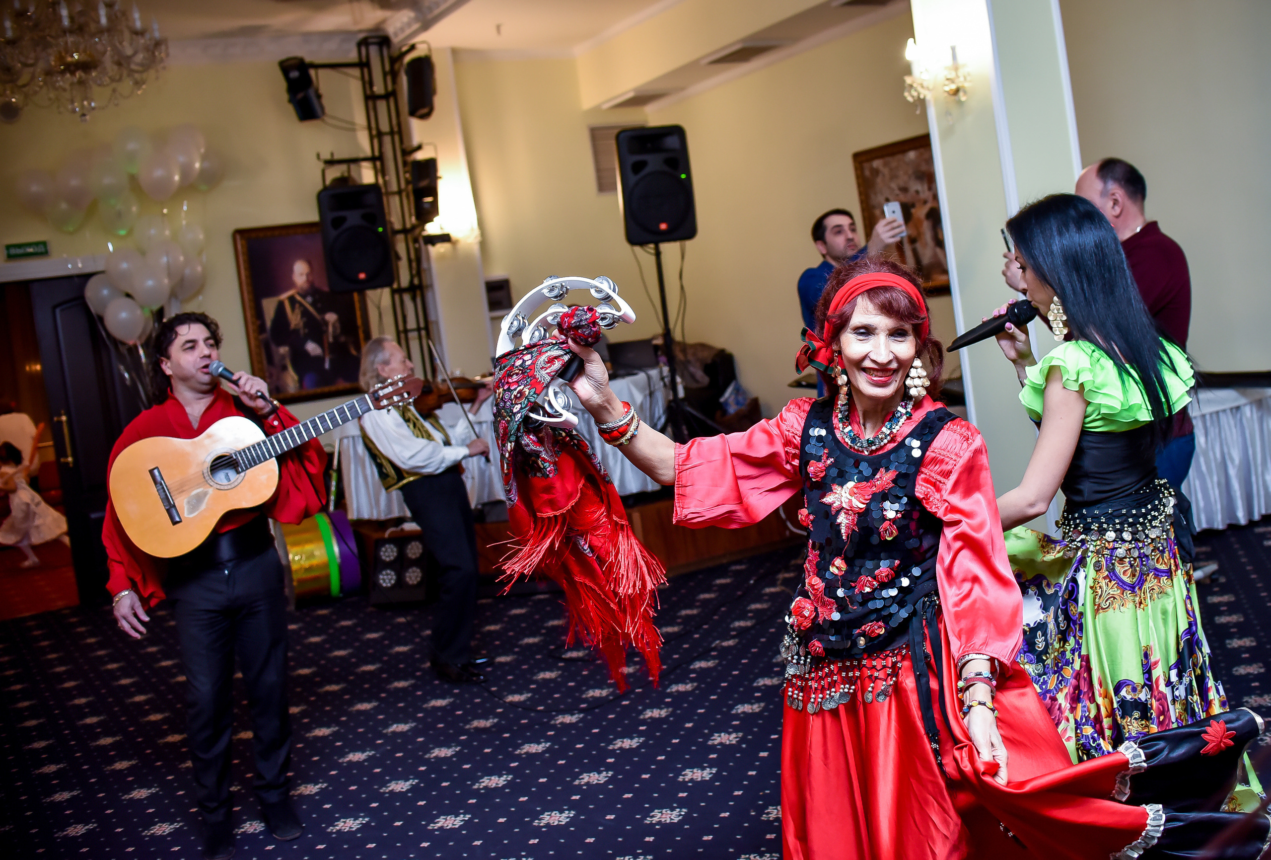 Фотограф на день рождения. Фотограф для бизнесконтента, репортажей и семейного альбома в Москве