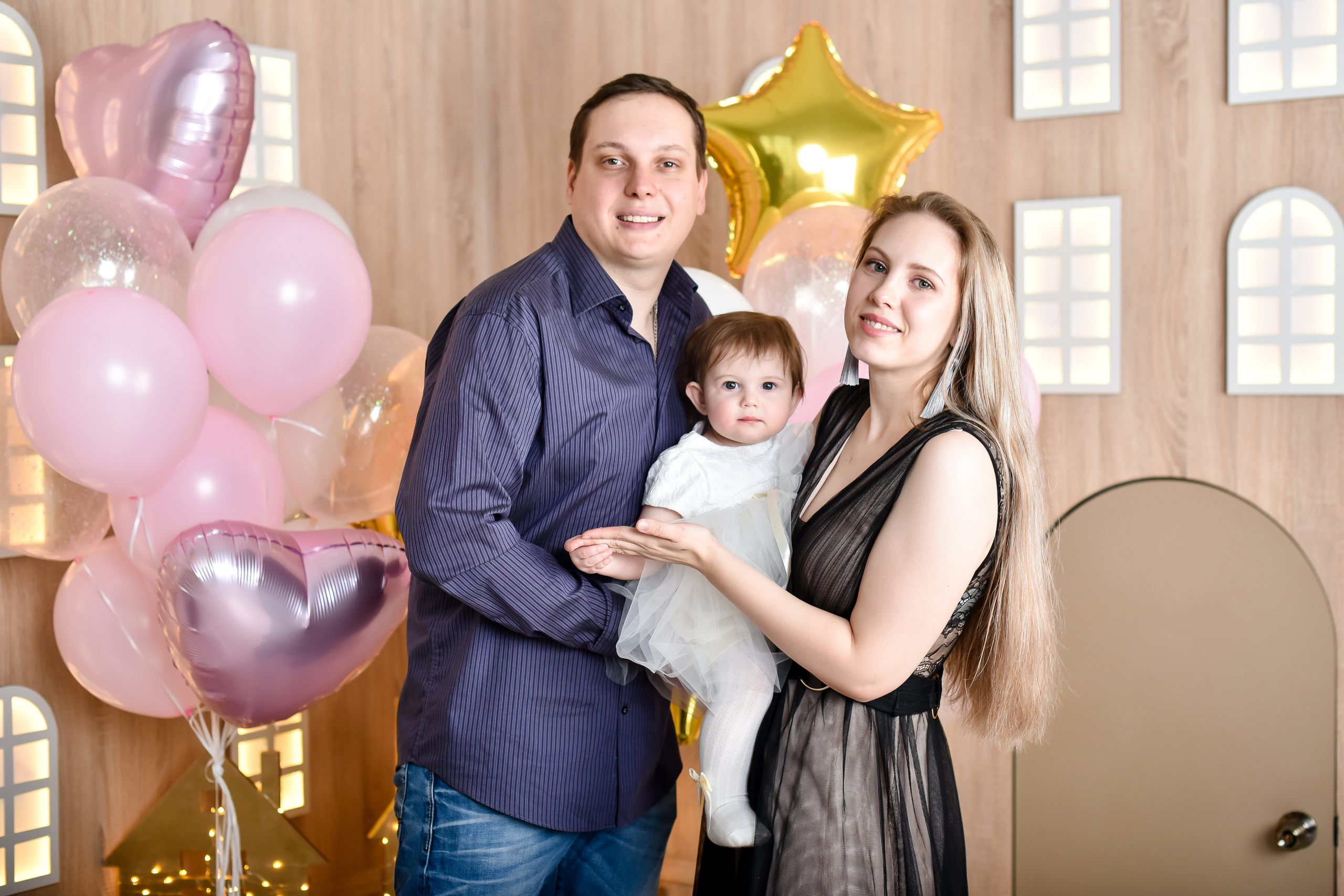 СЕМЕЙНАЯ СЪЕМКА НА 1 ГОД ДОЧКЕ. Фотограф для бизнесконтента, репортажей и семейного альбома в Москве