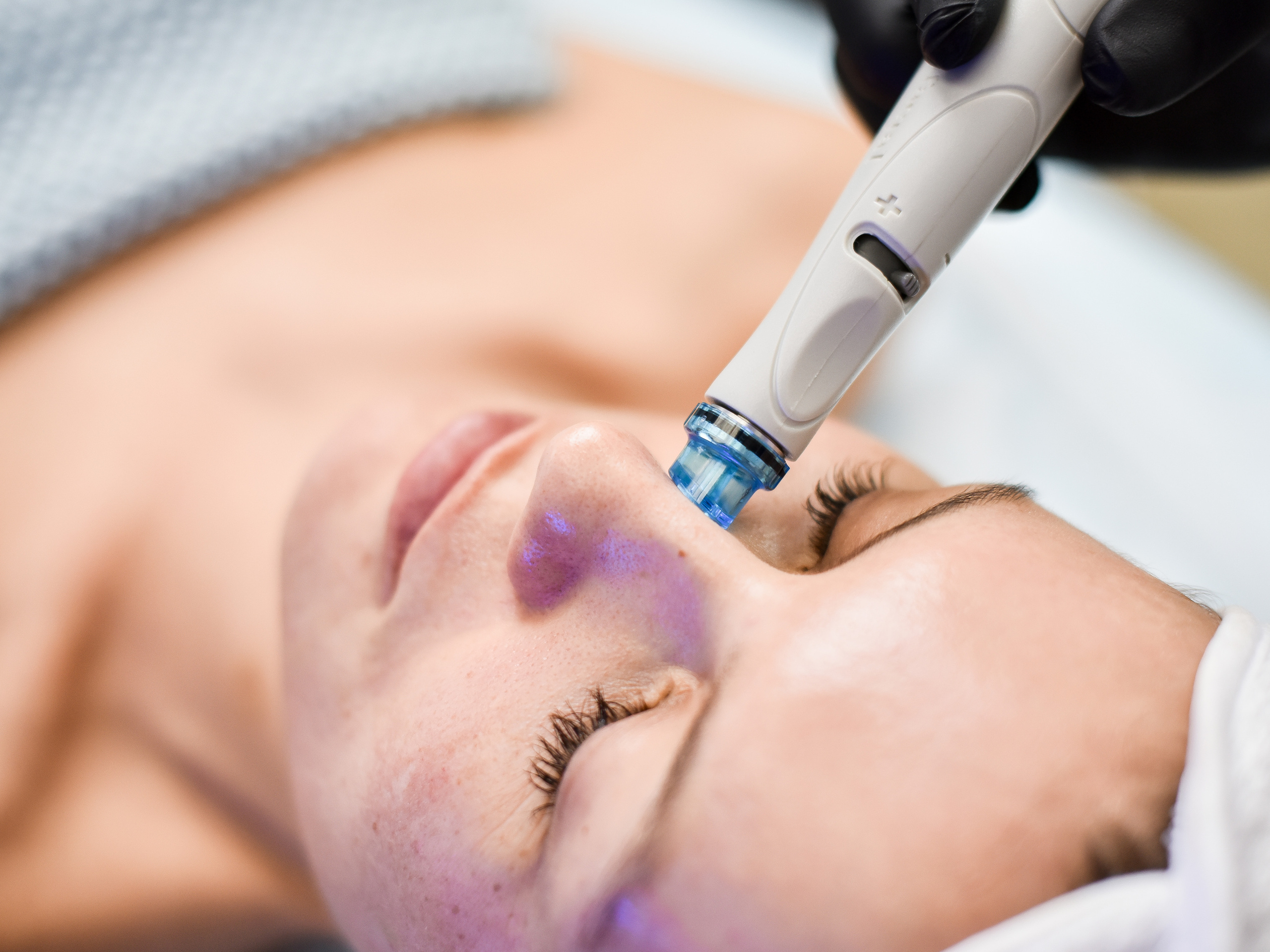 Фотосъемка для салонов и кометологов в Москве. Фотограф для бизнесконтента, репортажей и семейного альбома в Москве