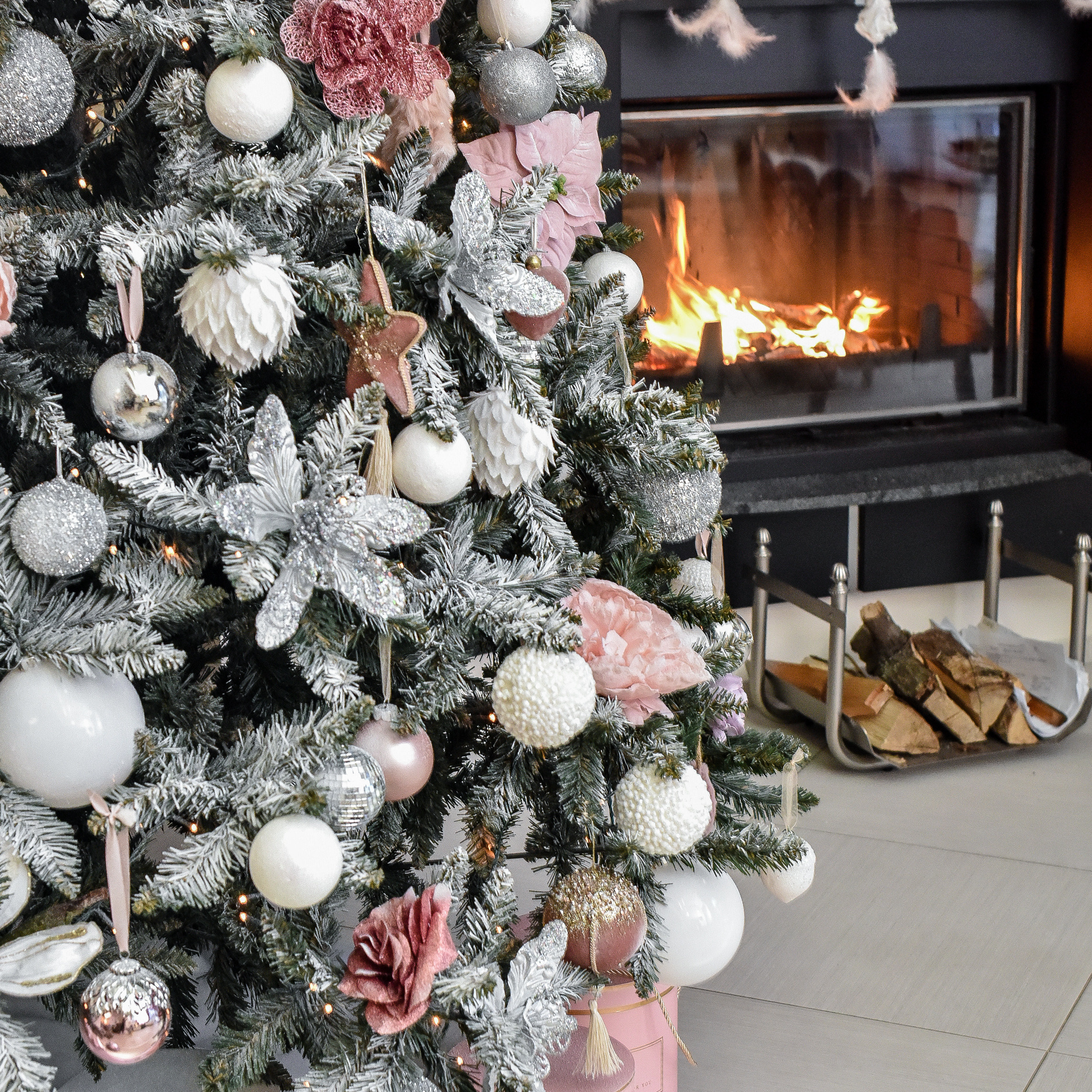 Новогодняя съемка в Москве. Фотограф для бизнесконтента, репортажей и семейного альбома в Москве