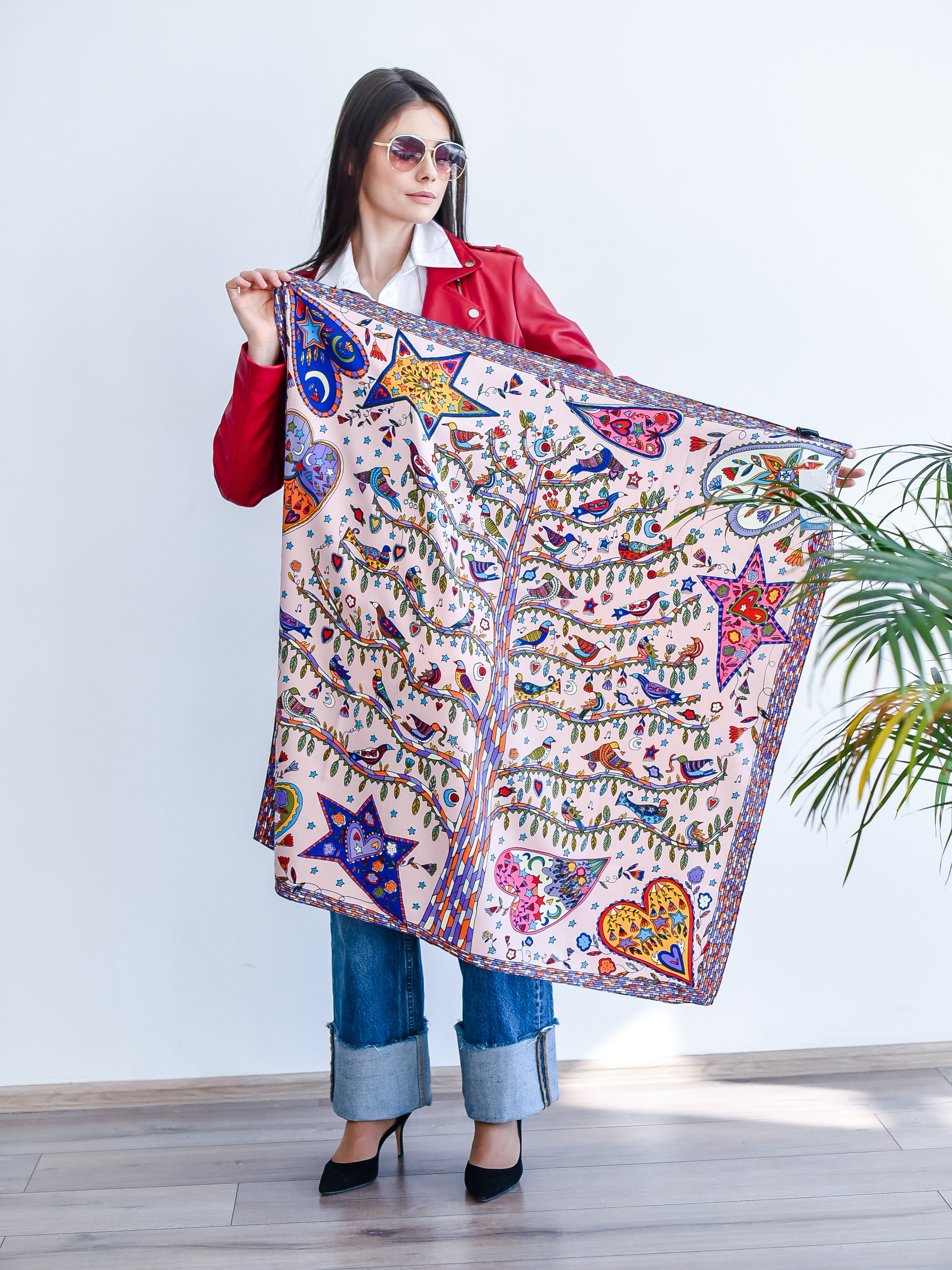 ПЛАТКИ. КАТАЛОГ В ИНТЕРЬЕРЕ. Фотограф для бизнесконтента, репортажей и семейного альбома в Москве