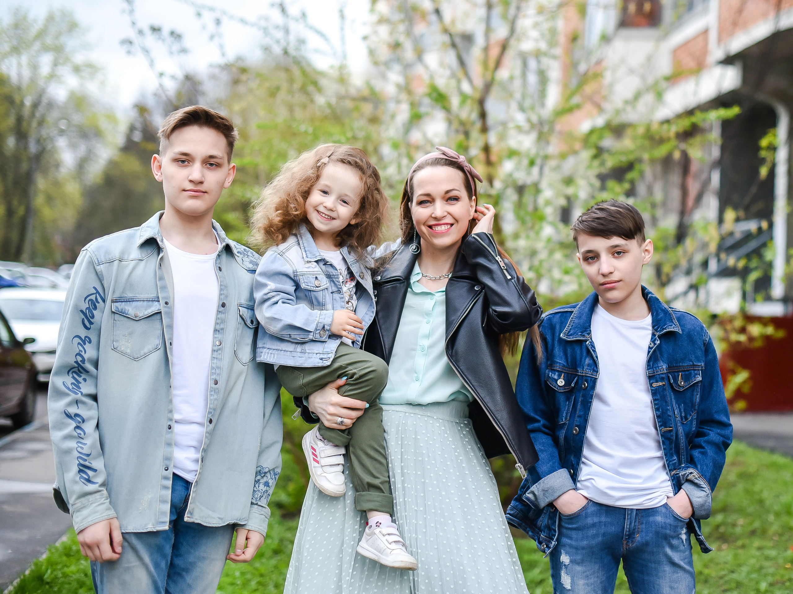 Семейный фотограф в обручевском районе. Фотограф для бизнесконтента, репортажей и семейного альбома в Москве