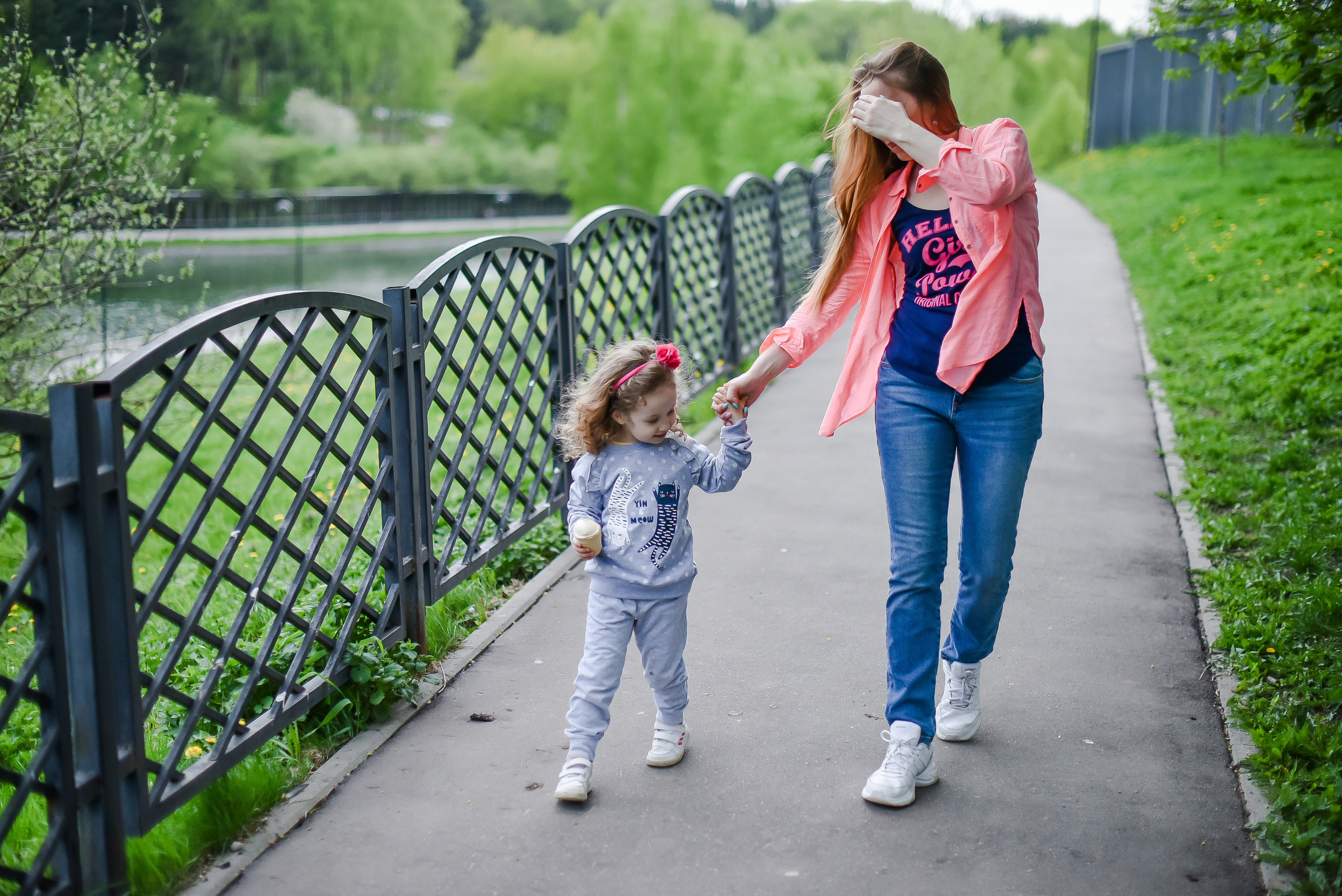Семейный фотограф в обручевском районе. Фотограф для бизнесконтента, репортажей и семейного альбома в Москве