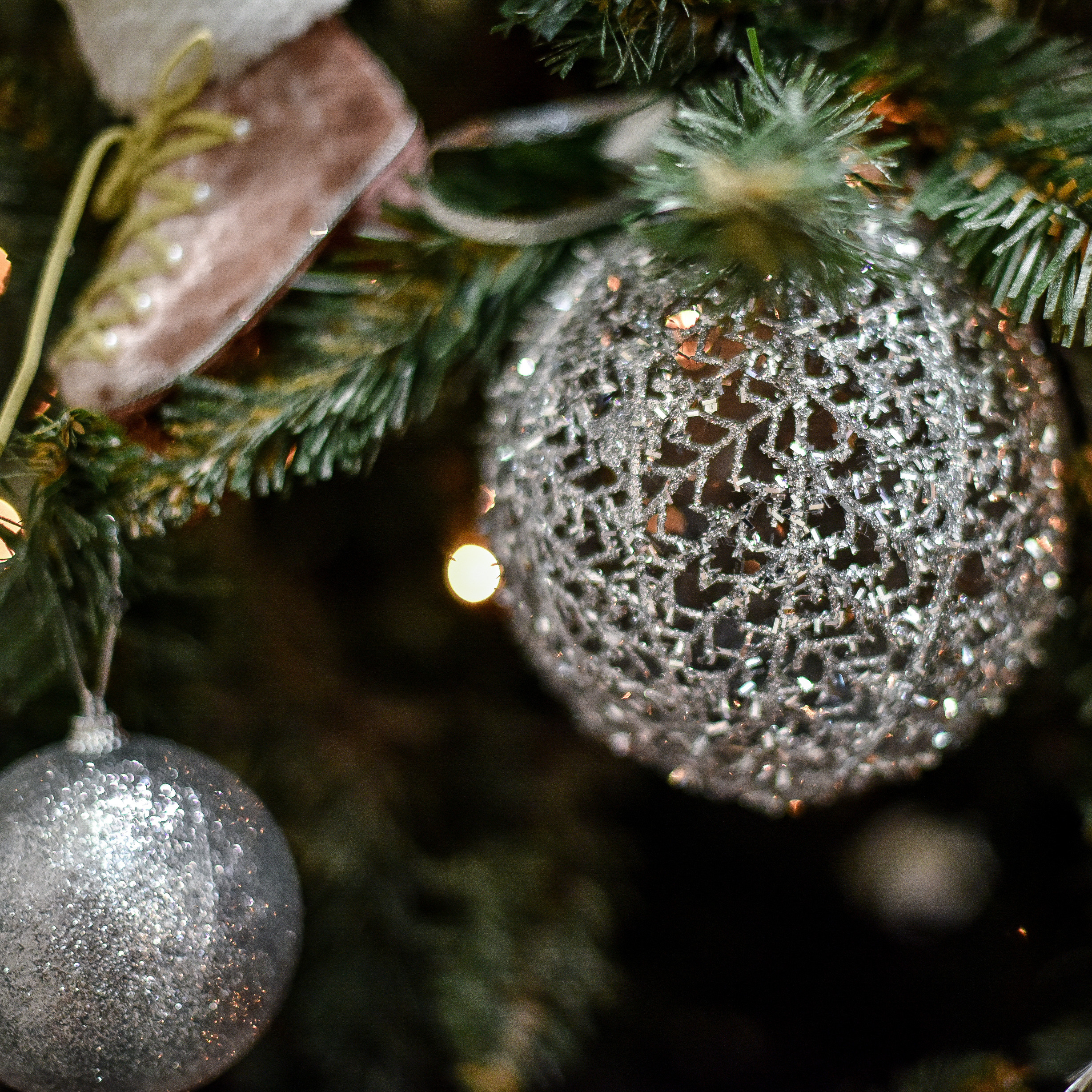 Новогодняя съемка в Москве. Фотограф для бизнесконтента, репортажей и семейного альбома в Москве