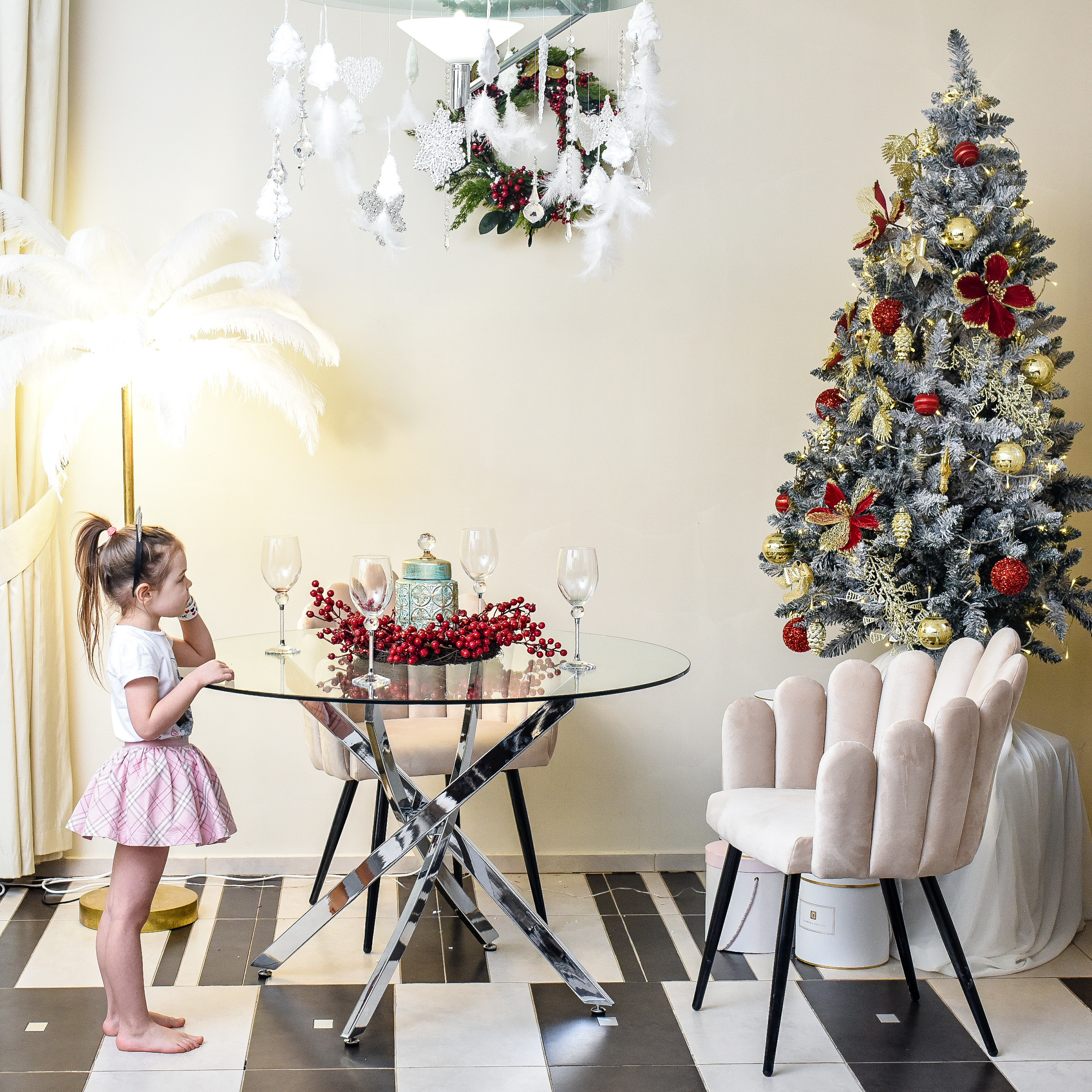 Новогодняя съемка в Москве. Фотограф для бизнесконтента, репортажей и семейного альбома в Москве