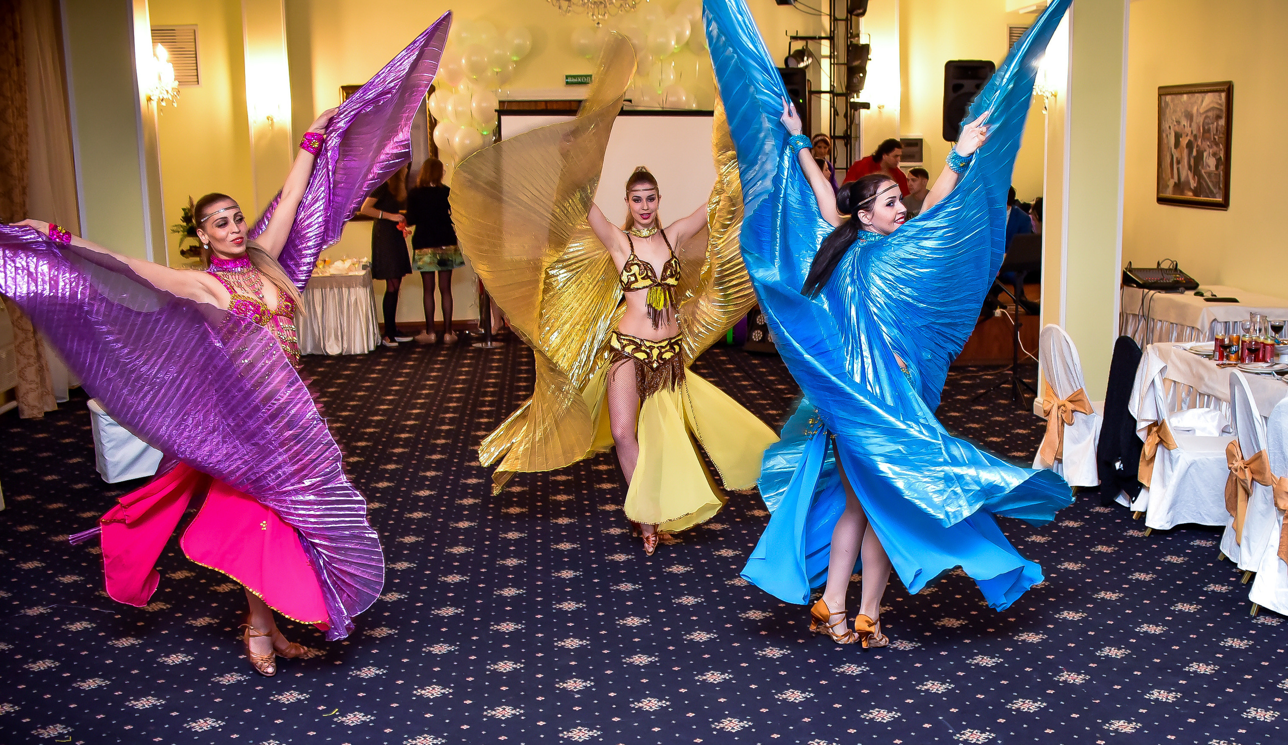 Фотограф на день рождения. Фотограф для бизнесконтента, репортажей и семейного альбома в Москве