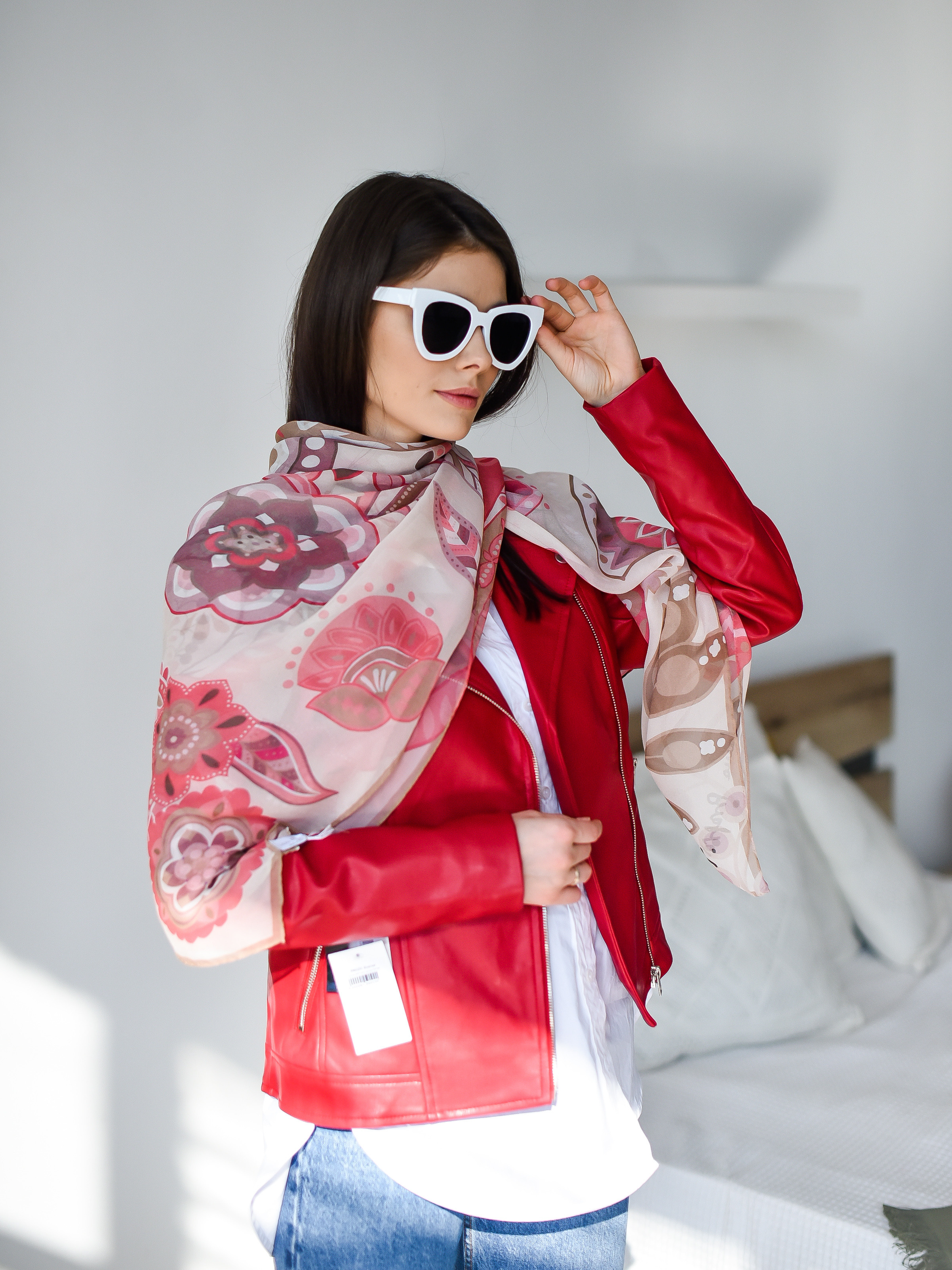 ПЛАТКИ. КАТАЛОГ В ИНТЕРЬЕРЕ. Фотограф для бизнесконтента, репортажей и семейного альбома в Москве