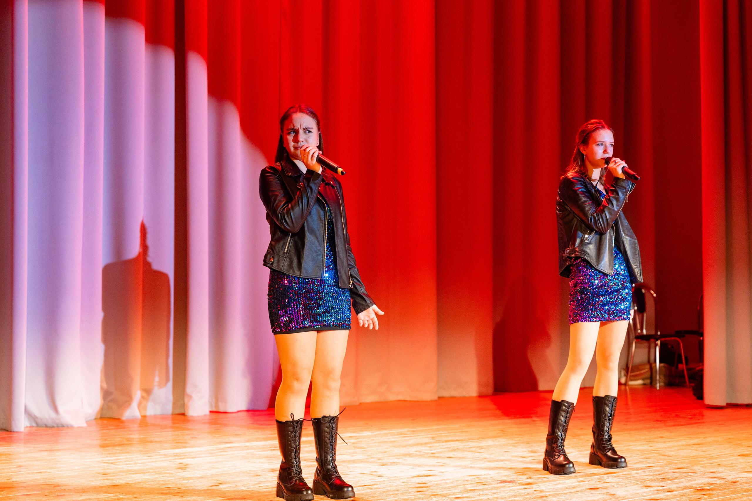 Концерт ДК Буривестник. Фотограф Никита Комаров