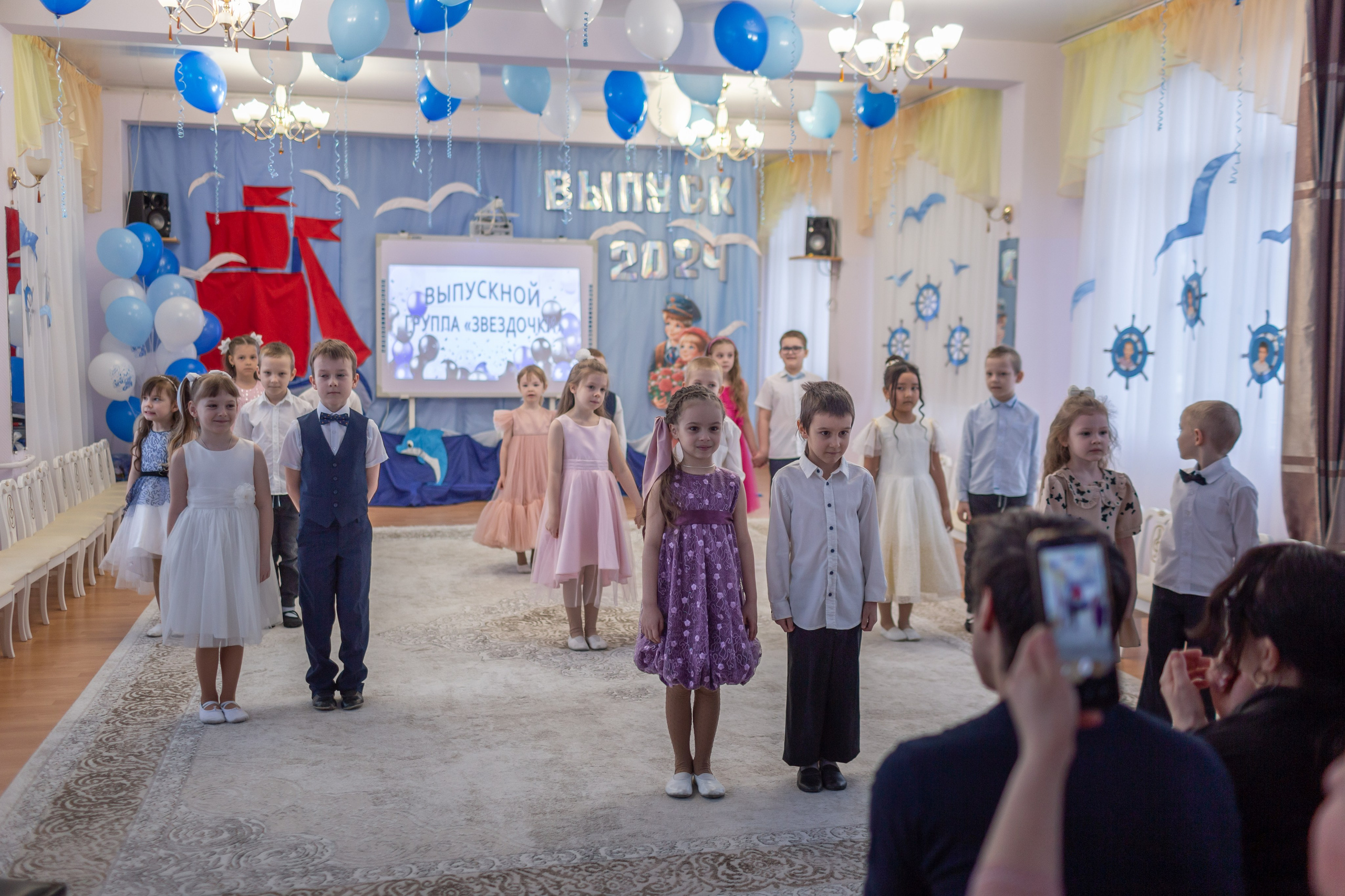 Выпускной ДС № 94_2024 год. Семейный фотограф в Санкт-Петербурге