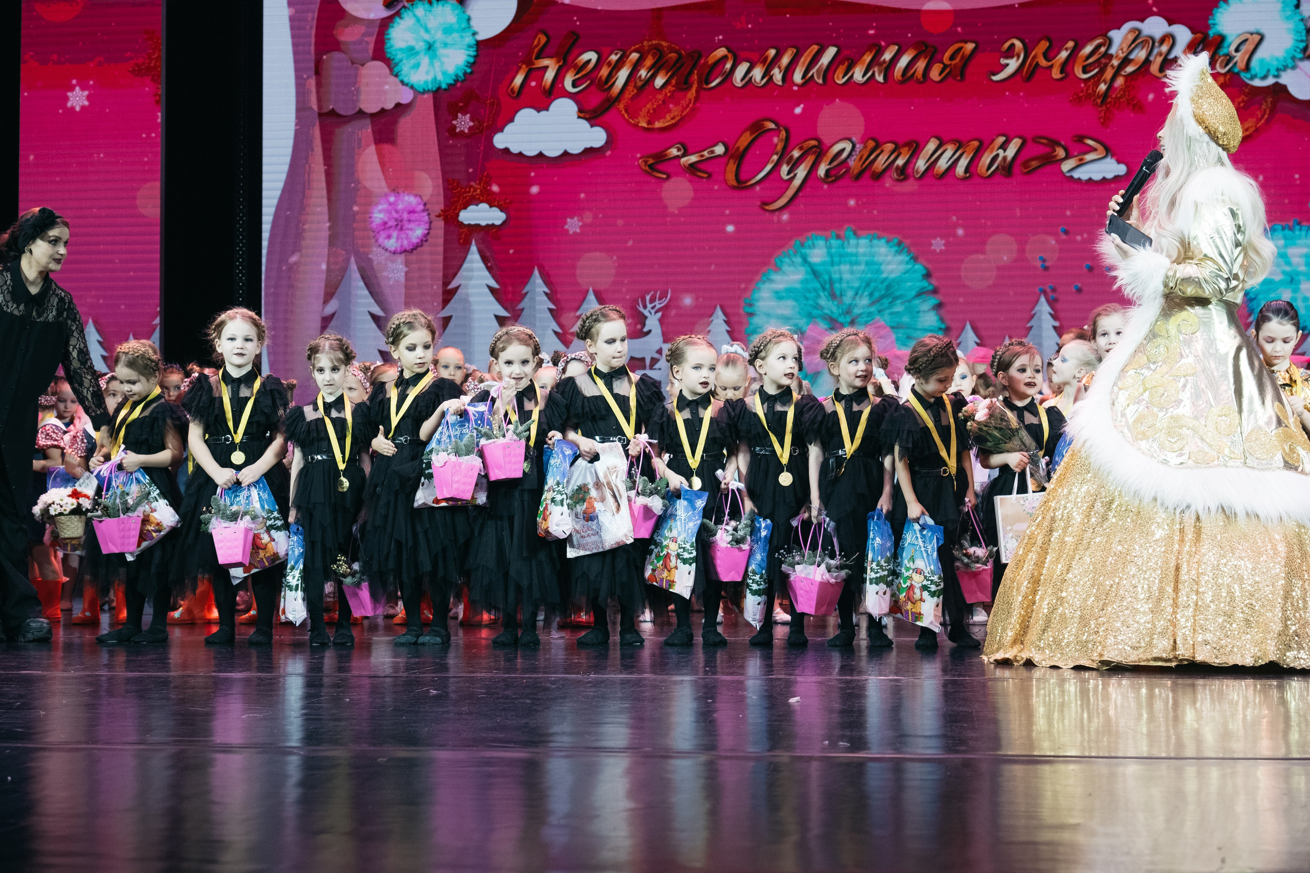 СурГУ 23.12.23. Репортажный и свадебный фотограф в Сургуте