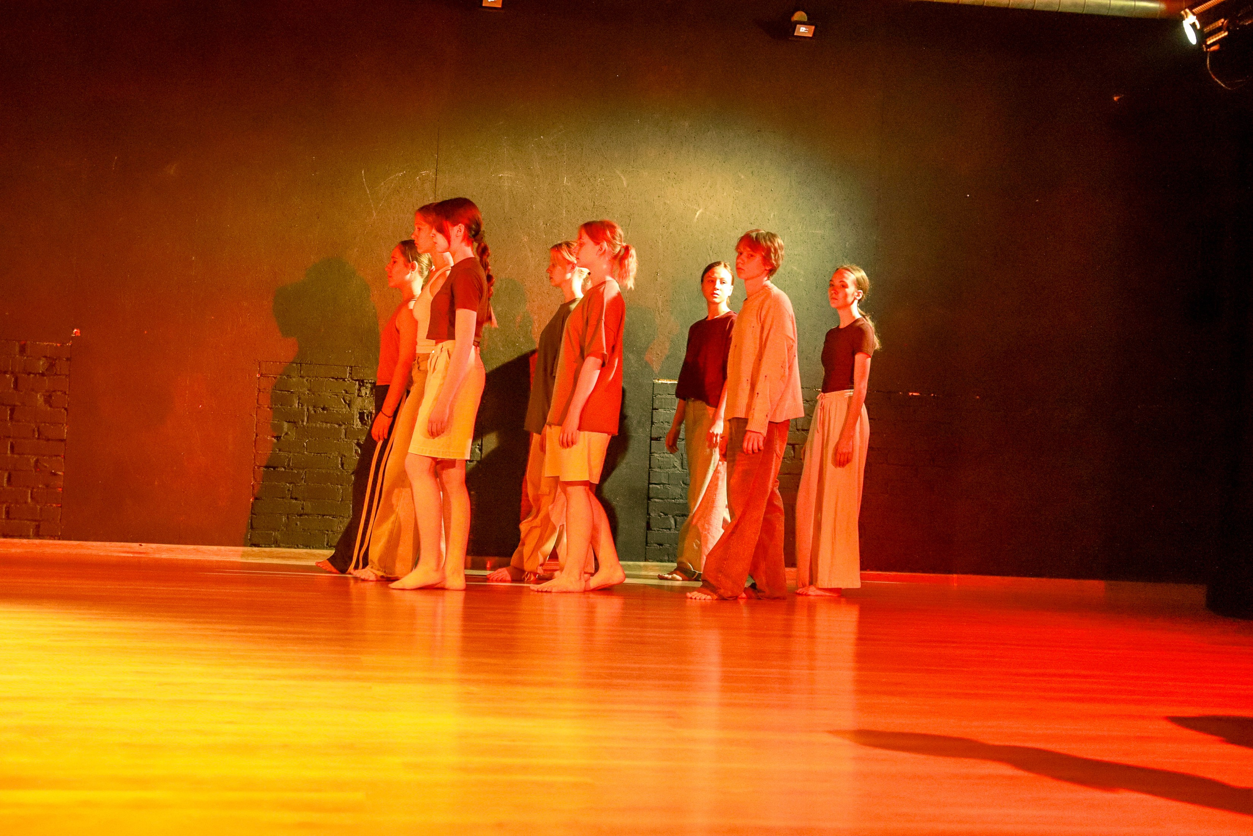 Современный показ Подземка. Небесные ласточки. Фотограф Юлия Мальцева