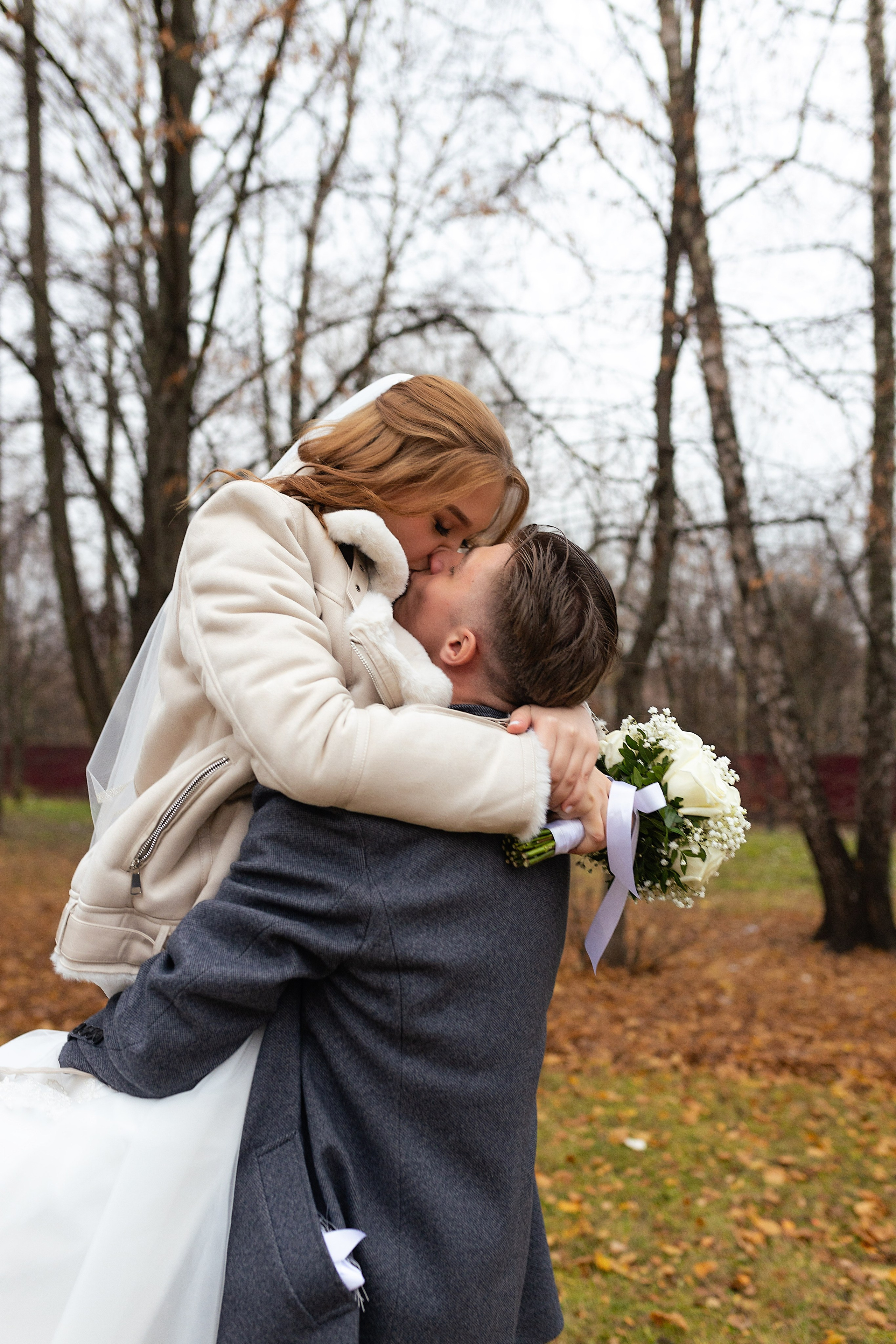 Свадебная фотосессия осенью. Фотограф в Железнодорожном и Балашихе