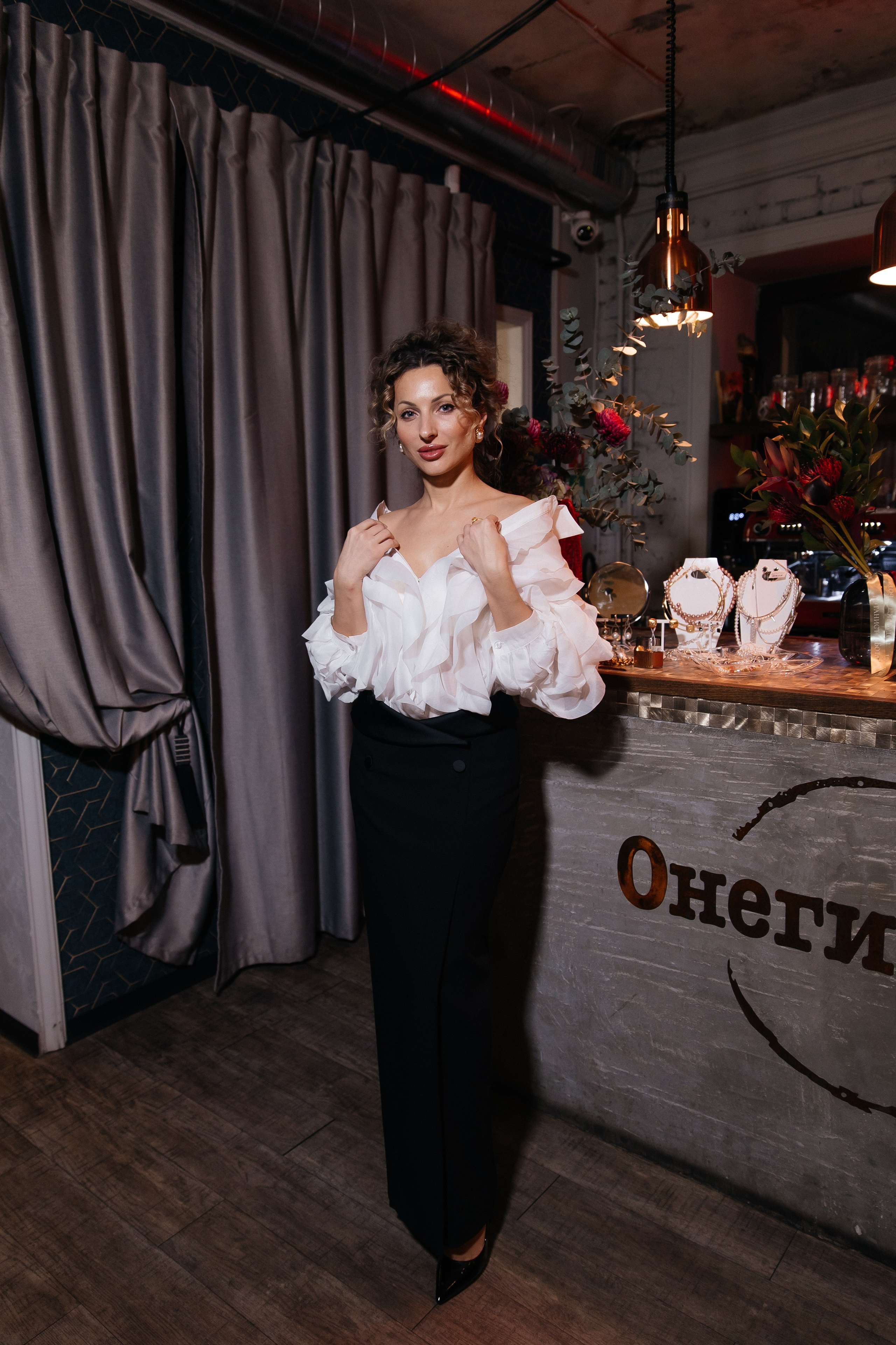 Клуб Гедонист — Онегин в «Онегине». Свадебный, семейный и детский фотограф в Калининграде Елена Кравцова